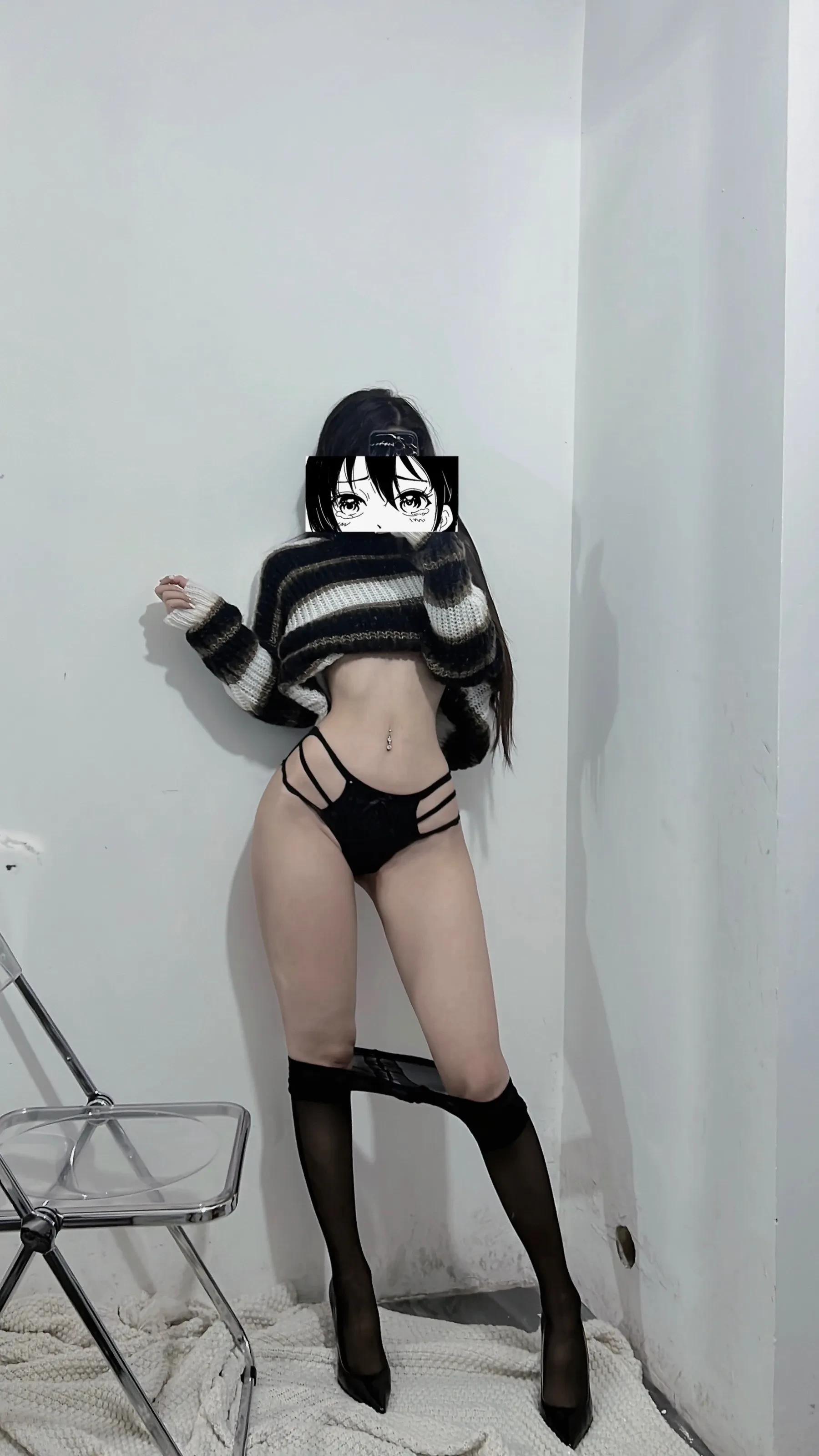 陈佩奇yyyy – 黑底朝天 [34P] - 秀人网免费无水印在线套图写真