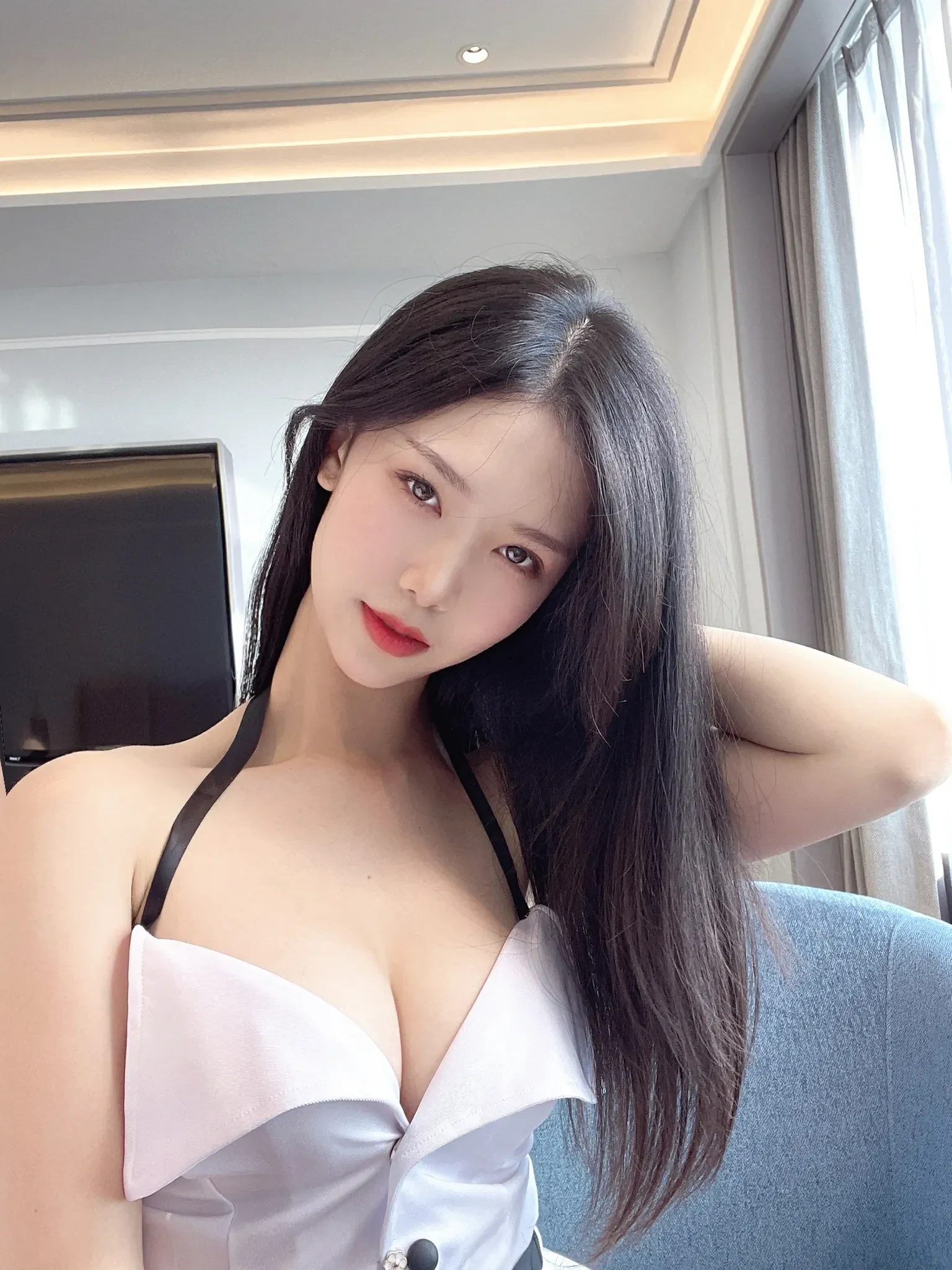 抖娘利世 – 老师 [15P] - 秀人网免费无水印在线套图写真