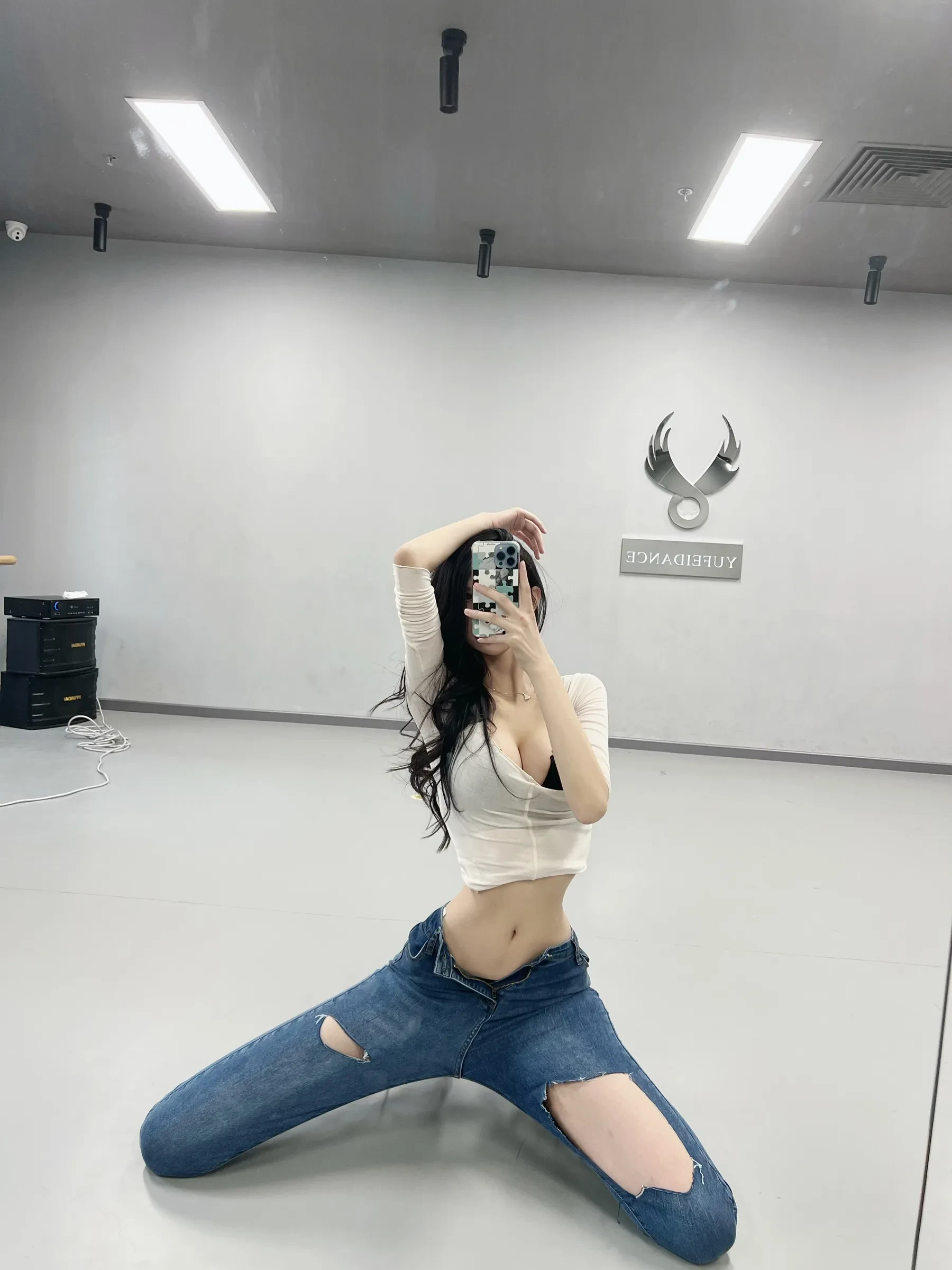 葛征GEZHENG – 教室里的秘密 [31P] - 秀人网免费无水印在线套图写真