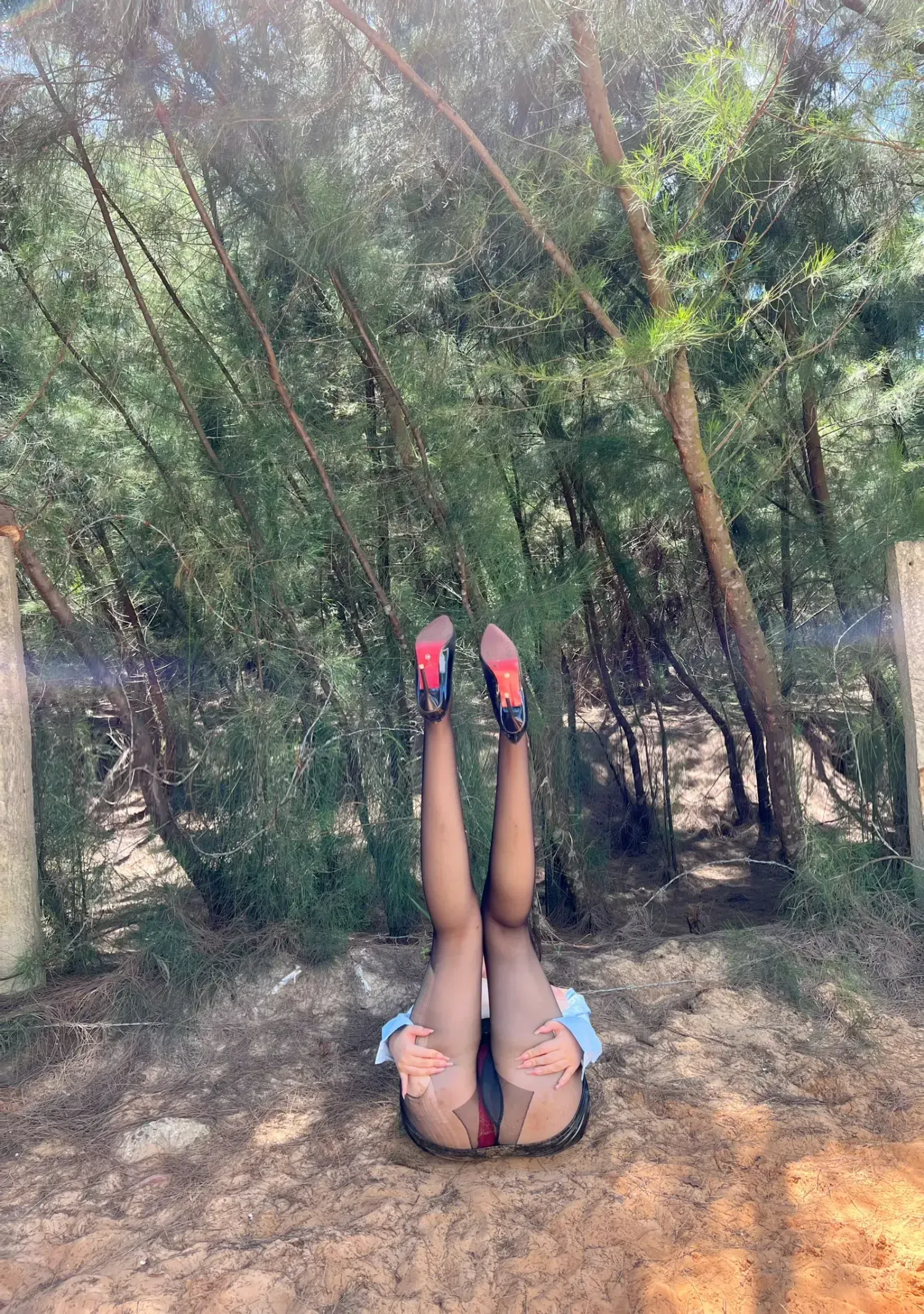 迷人的五姨太 – 户外黑丝 [20P] - 秀人网免费无水印在线套图写真