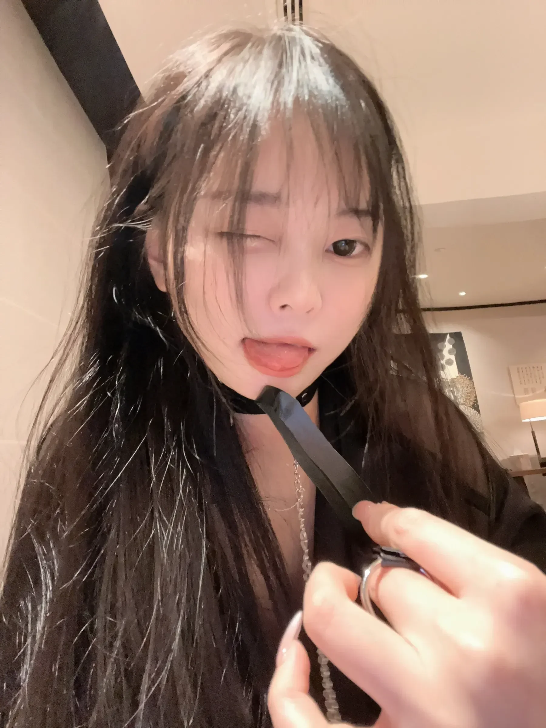 左公子666 – 圆润的大桃子 [23P] - 秀人网免费无水印在线套图写真