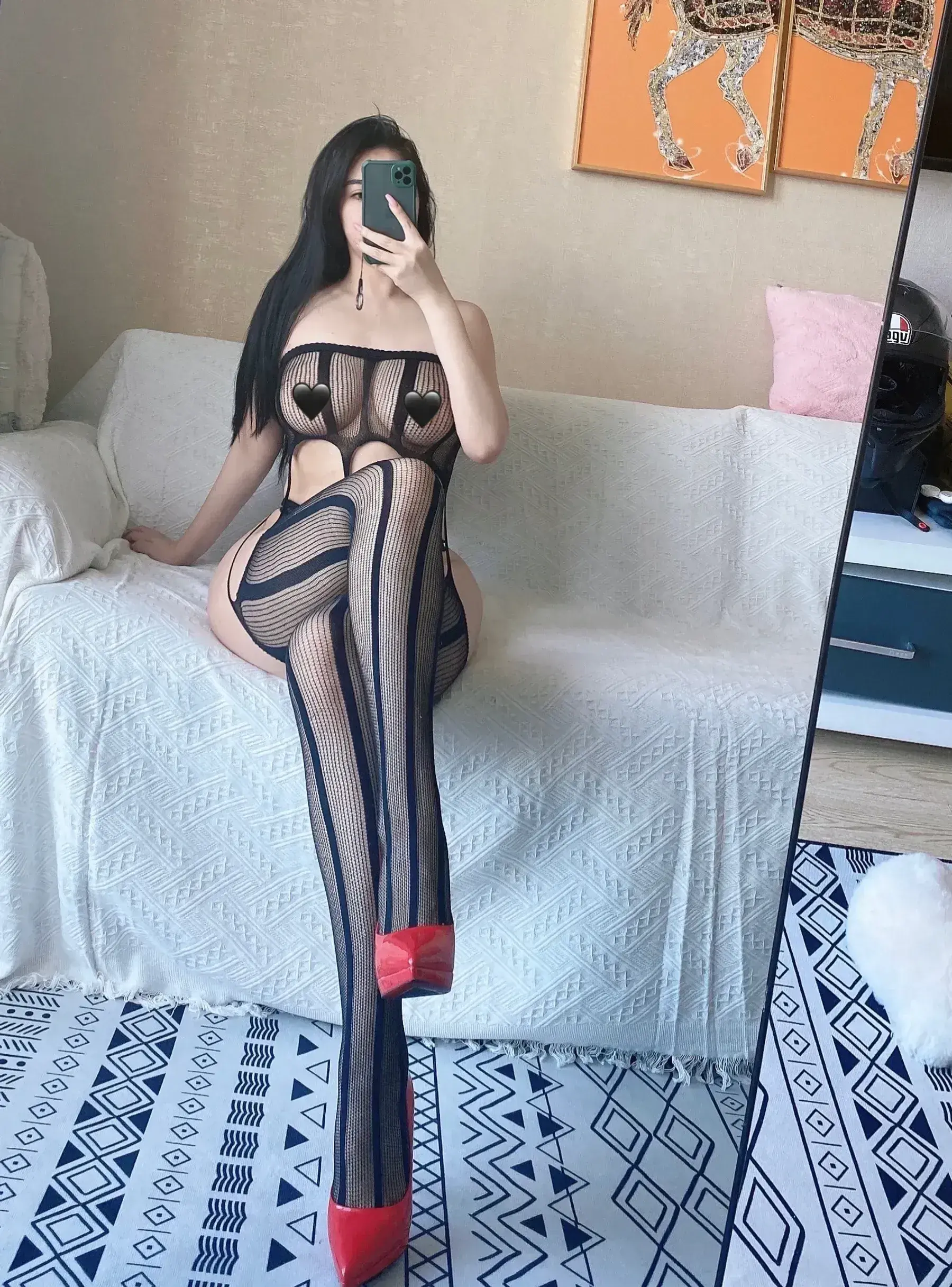 120斤的小王同学 – 快来撕吧 [17P] - 秀人网免费无水印在线套图写真