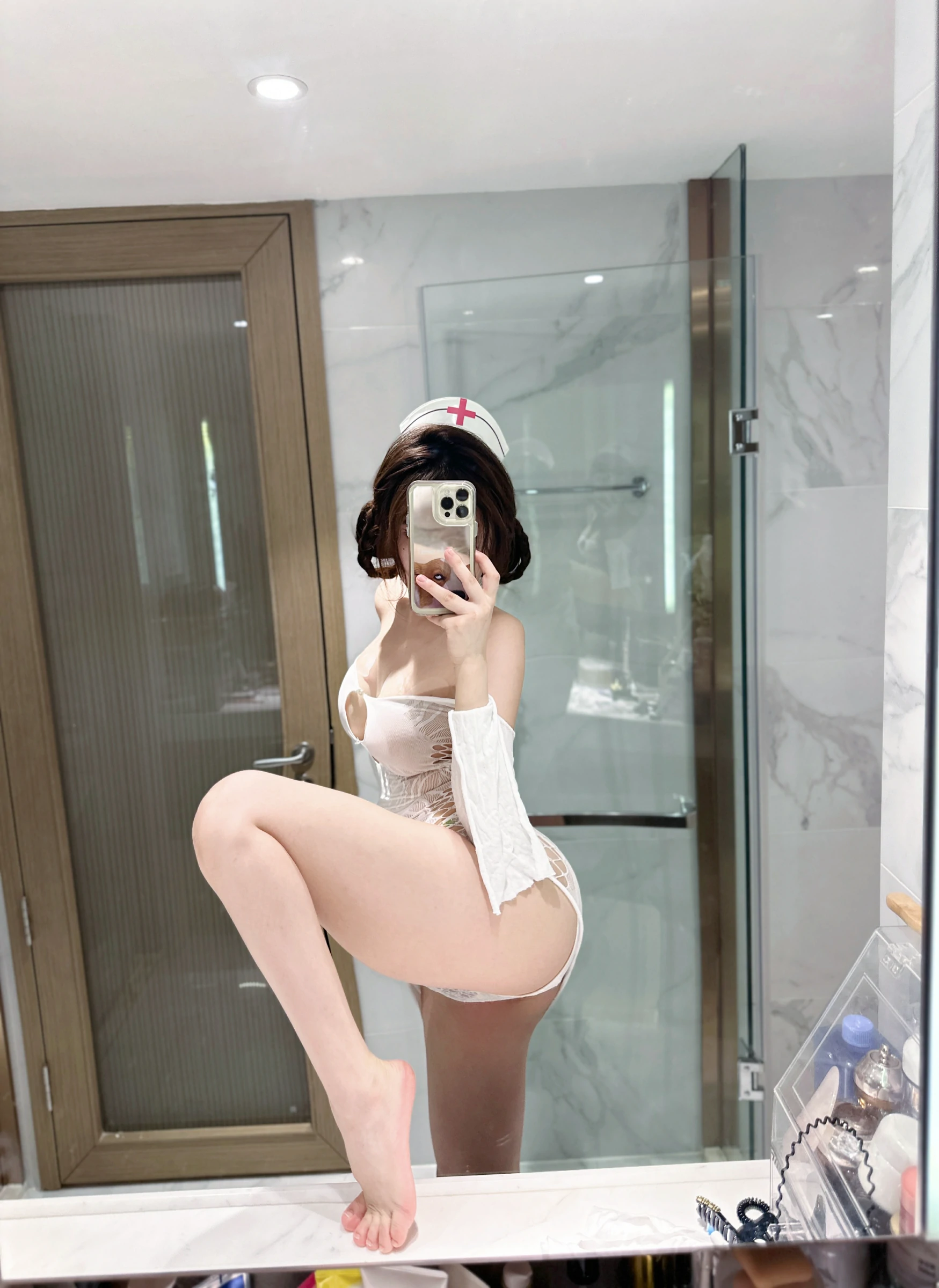 奔跑的晶骡儿 – 小护士 [21P] - 秀人网免费无水印在线套图写真