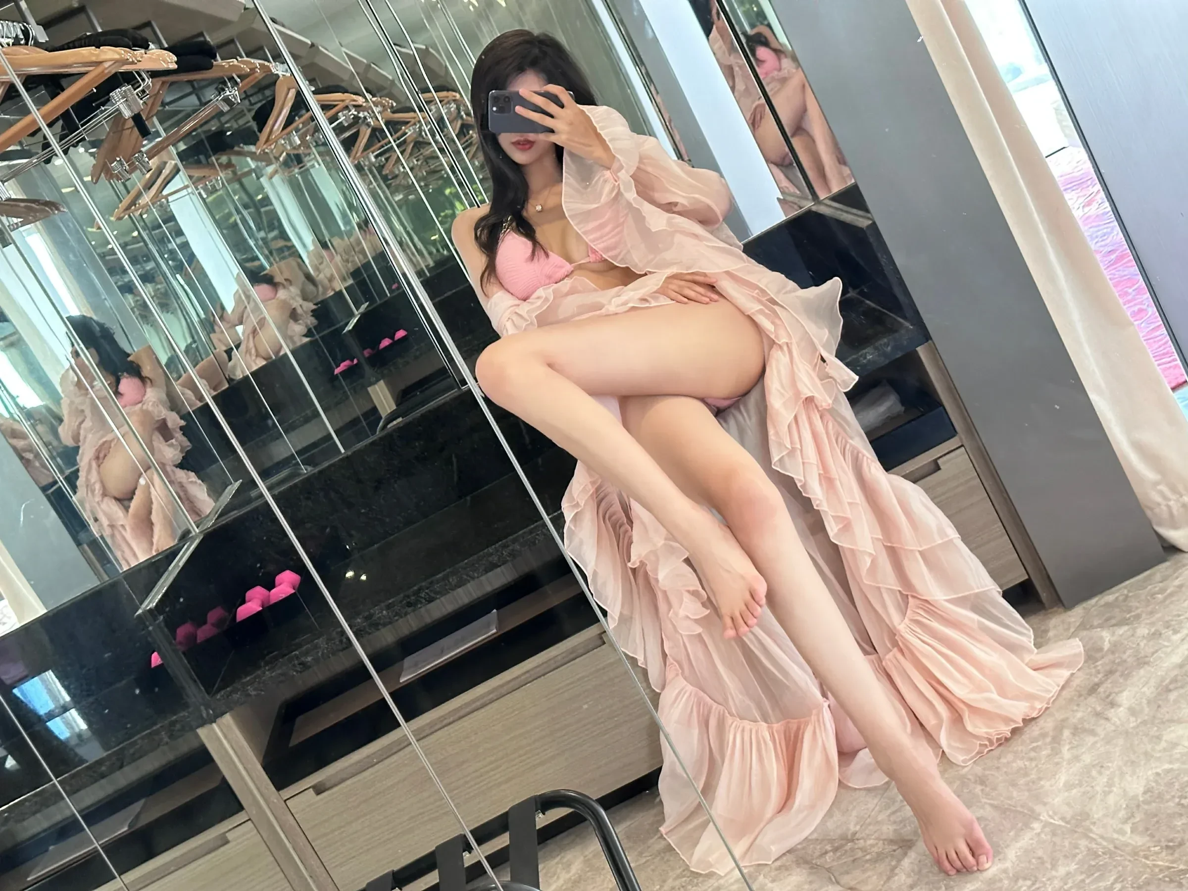 葛征GEZHENG – 粉色长裙 [27P] - 秀人网免费无水印在线套图写真