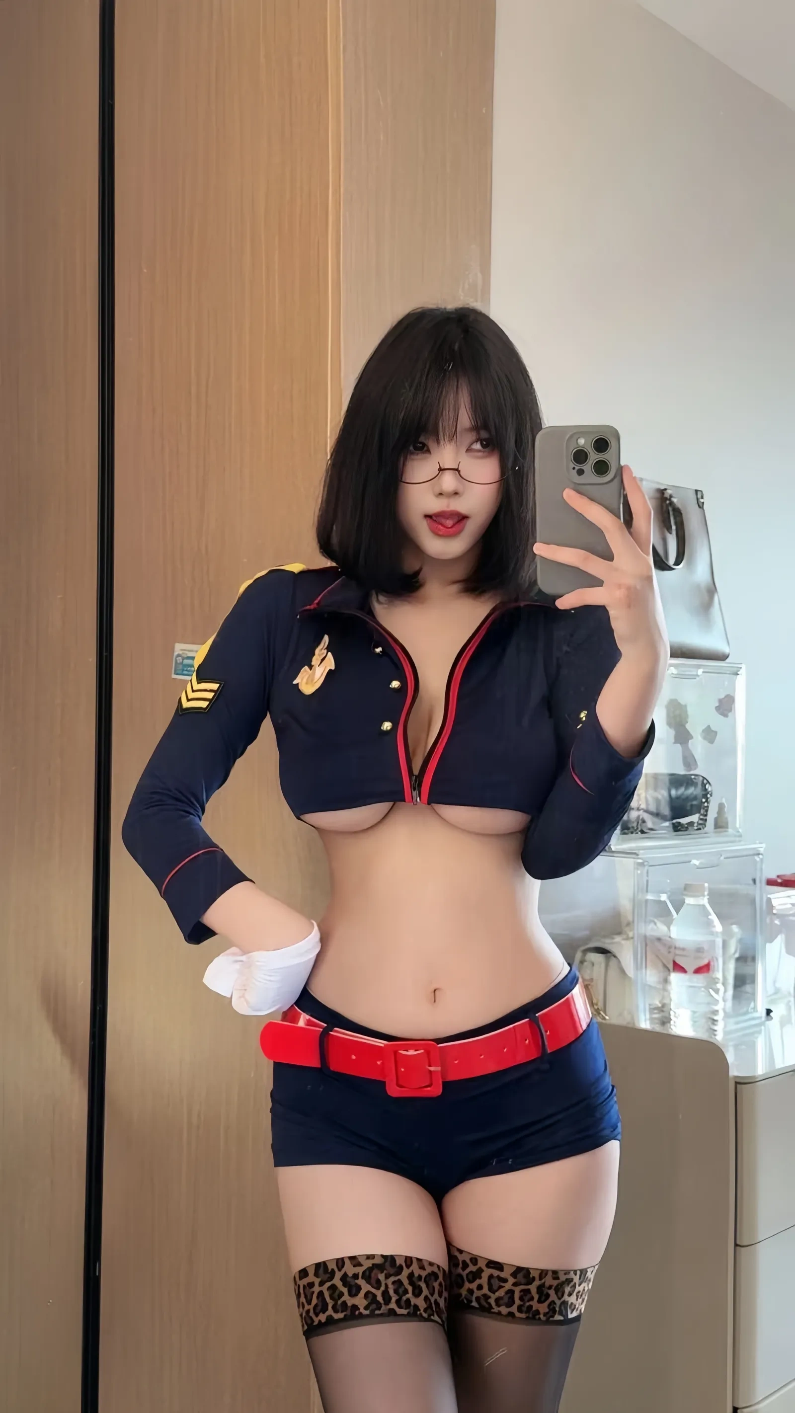 琳铛铛 – 性感单反大作 [20P] - 秀人网免费无水印在线套图写真