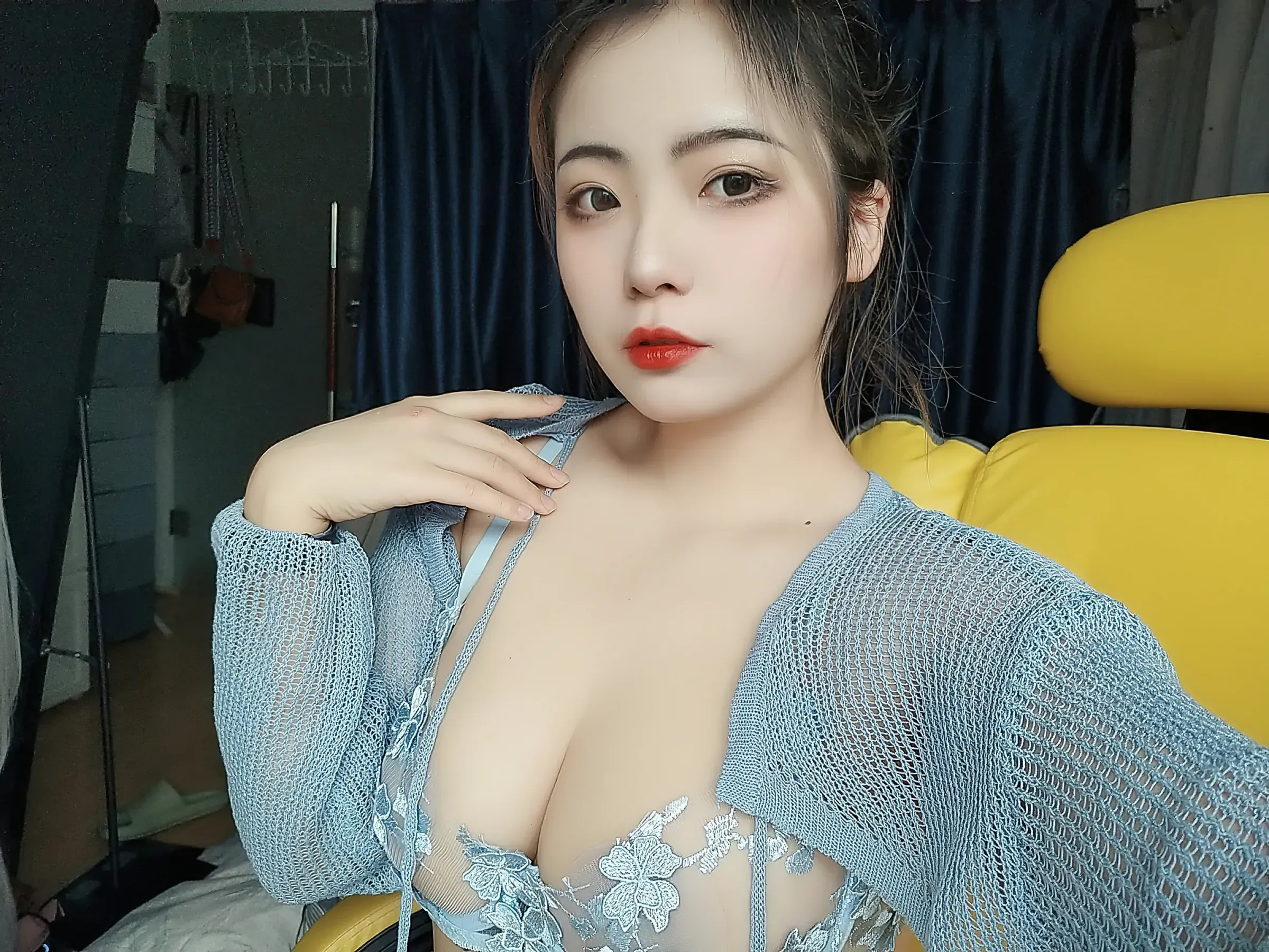 珟_珏Dita - 蓝色花花 [22P] - 秀人网免费无水印在线套图写真