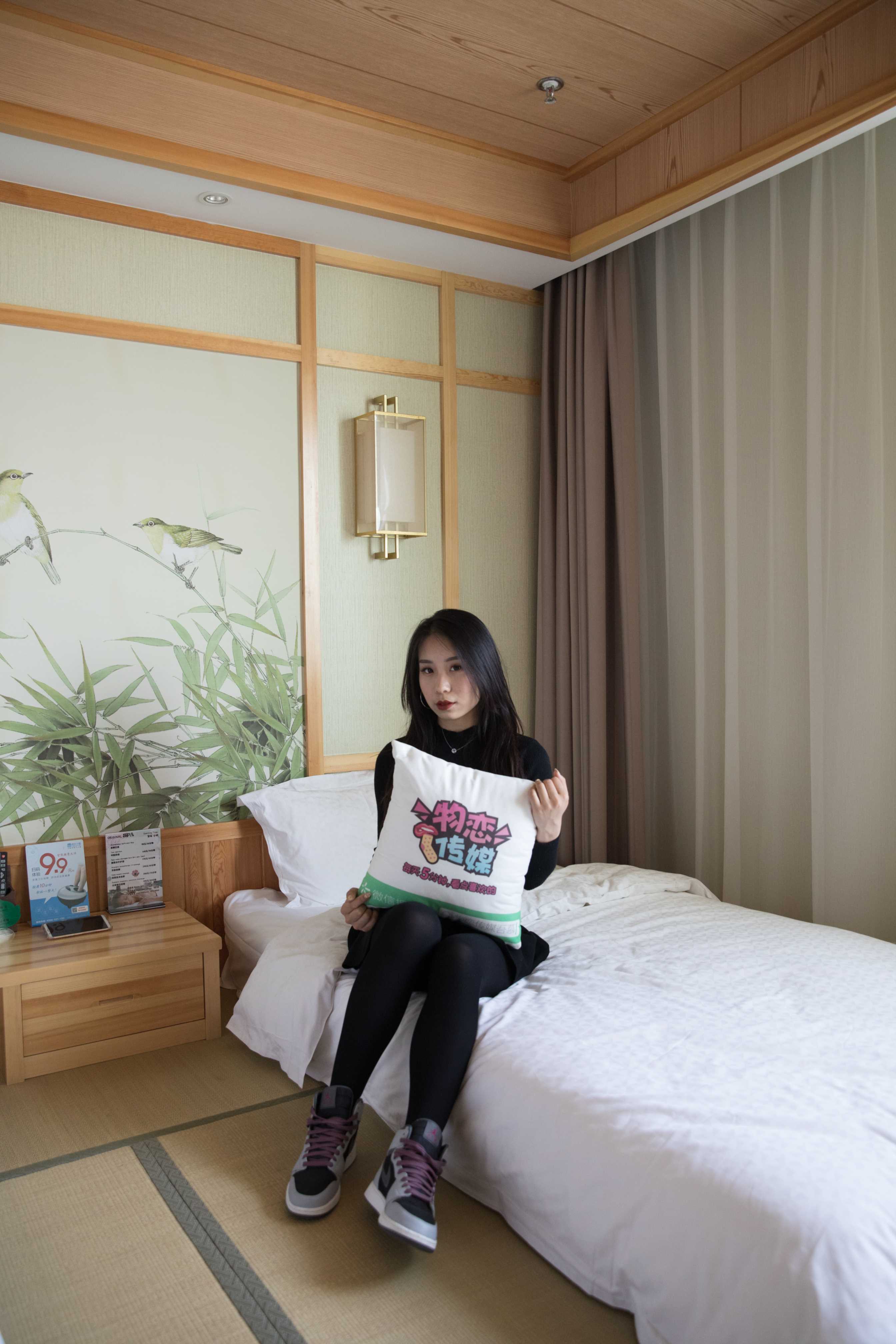 图片[3]-物恋传媒 No.149 璐璐-舞蹈系女生的AJ与厚  [137P+1V7.71G]-COS写真在线网