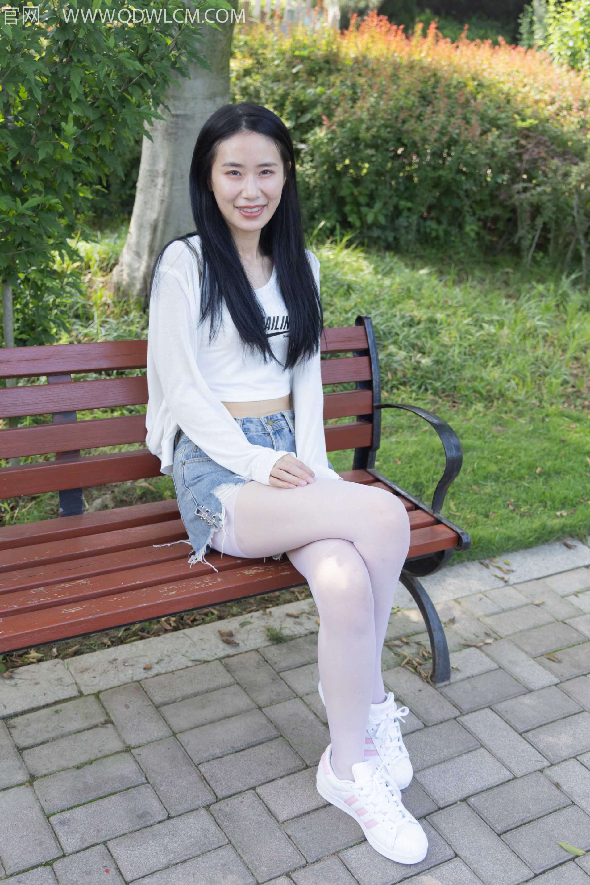图片[2]-物恋传媒 NO.1341 菜菜-无人之岛 [154P1V-4.37G]-COS写真在线网