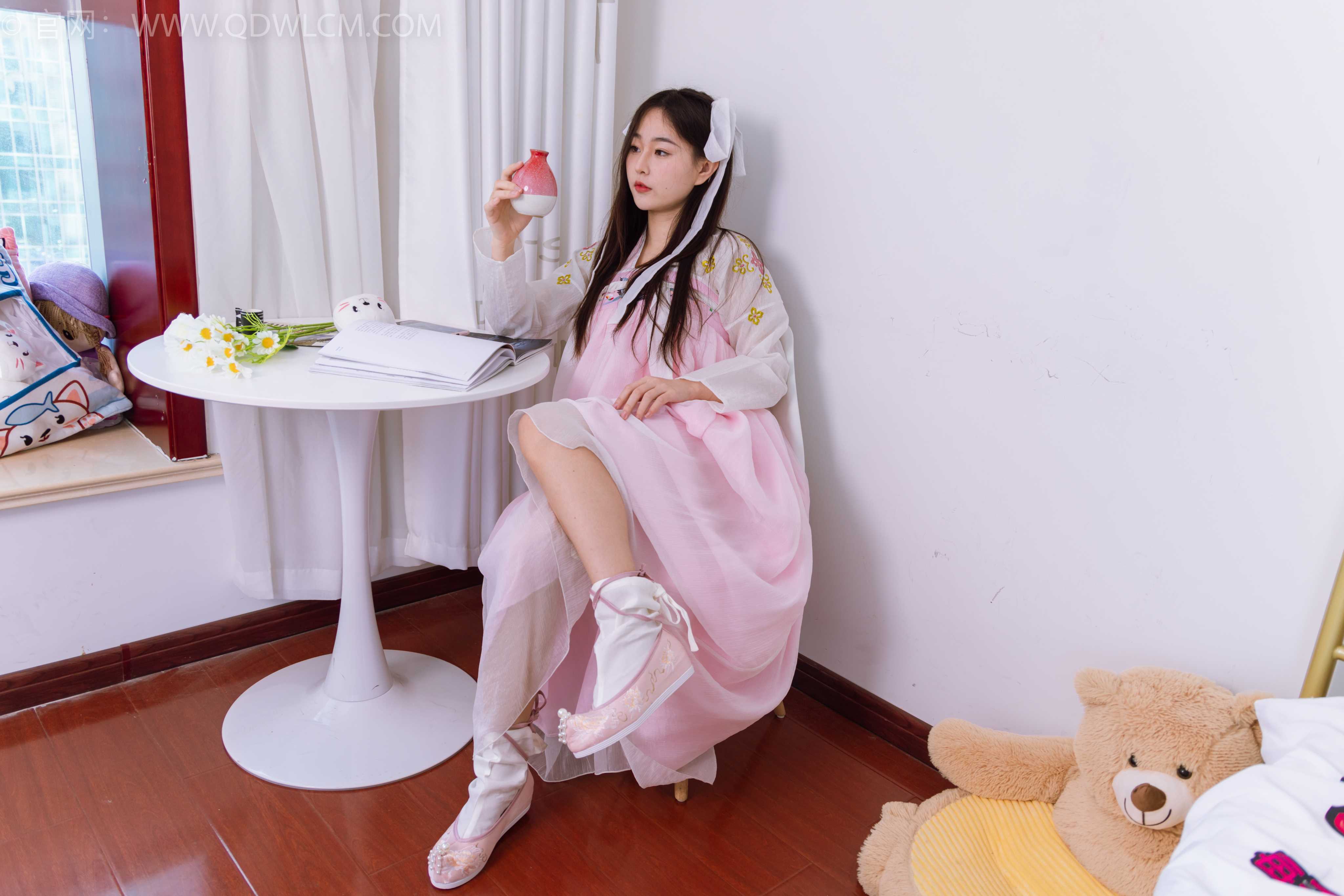 图片[4]-物恋传媒 NO.1484 美兔-杏花微雨 [150P-1V-3.9G]-COS写真在线网