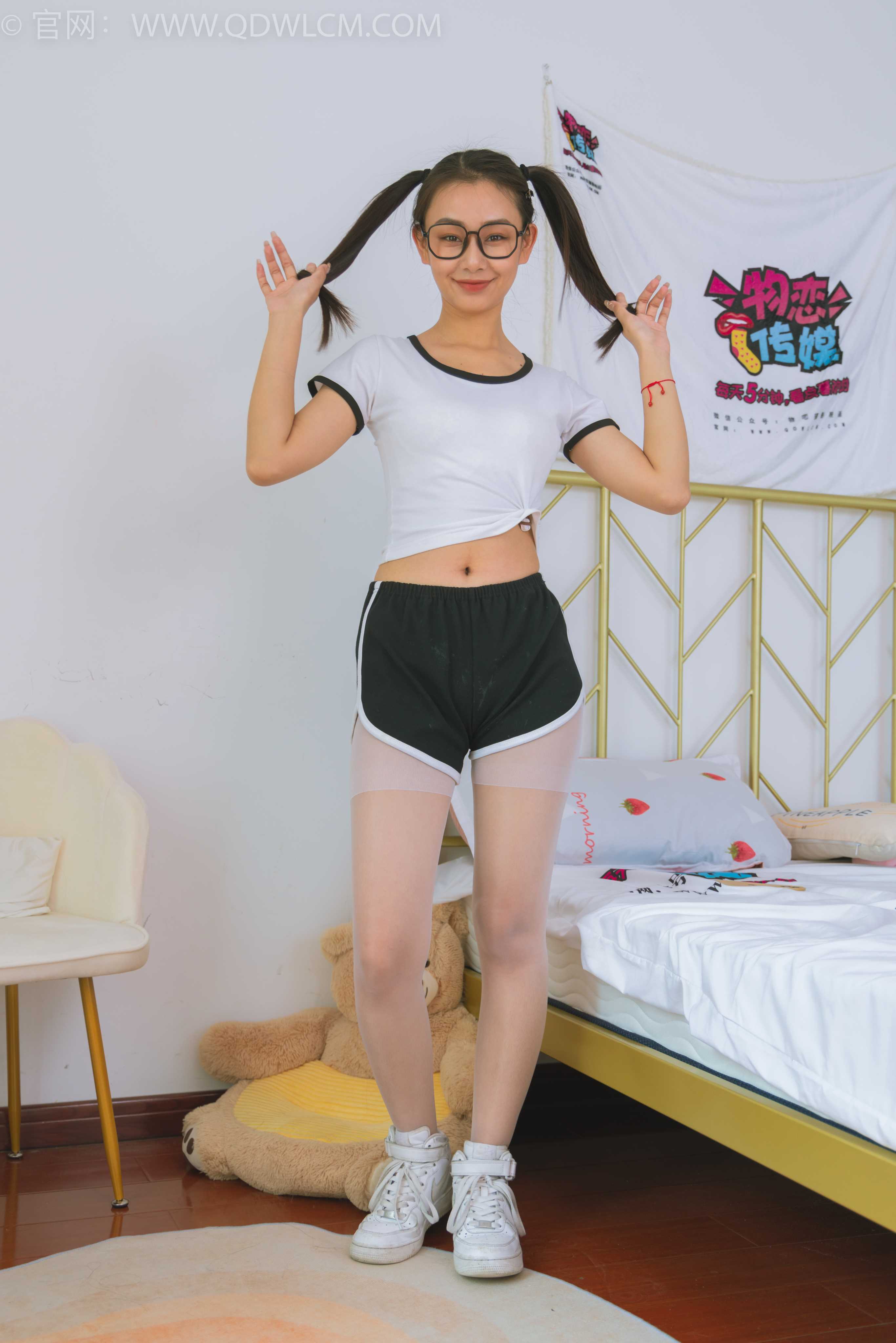 物恋传媒 NO.1494 岚岚-鬼马少女 [151P+1V／3.62GB] - 秀人网免费无水印在线套图写真