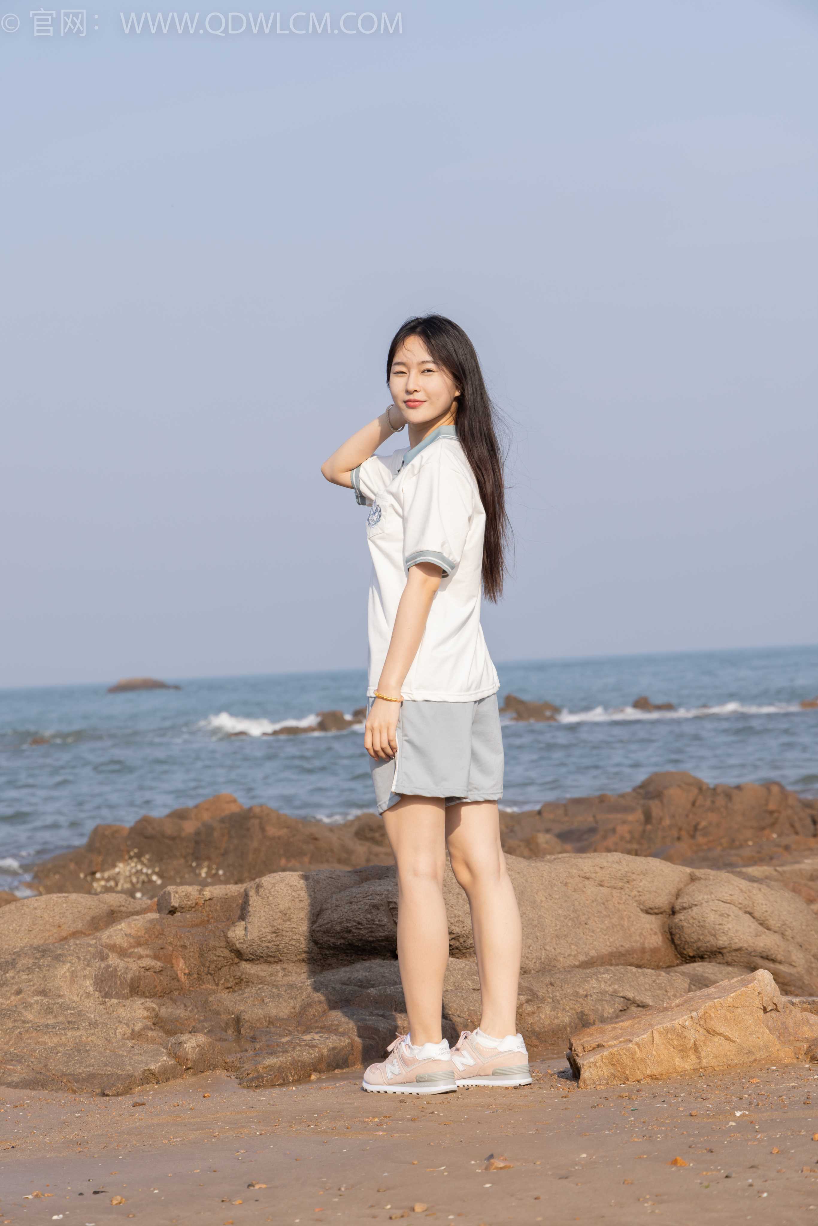 图片[2]-物恋传媒 NO.1567 美兔-海边的风 [150P-1V-4.25G]-COS写真在线网