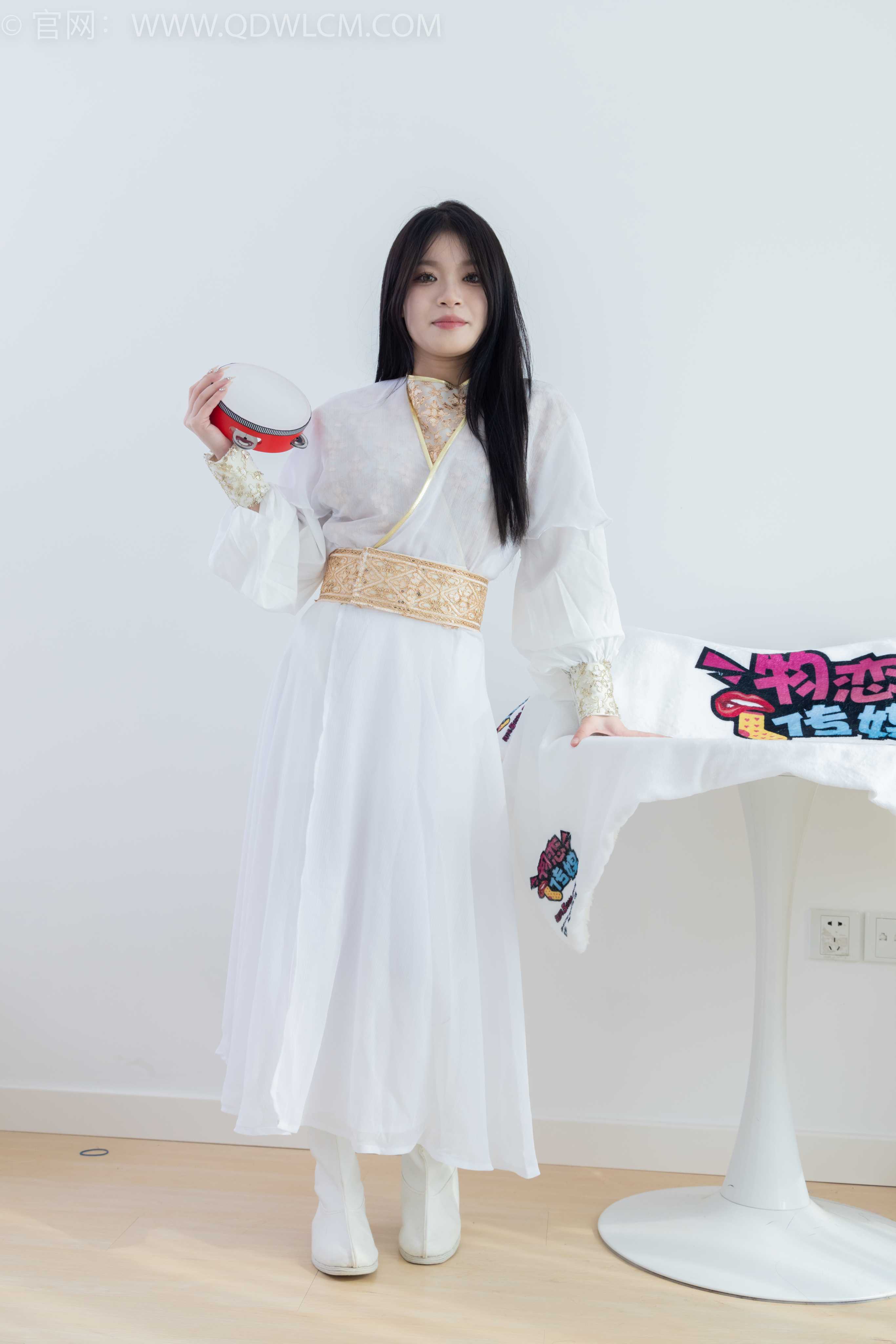 图片[4]-物恋传媒 NO.1796 闪闪-北国的春 [150P-1V-3.9G]-COS写真在线网
