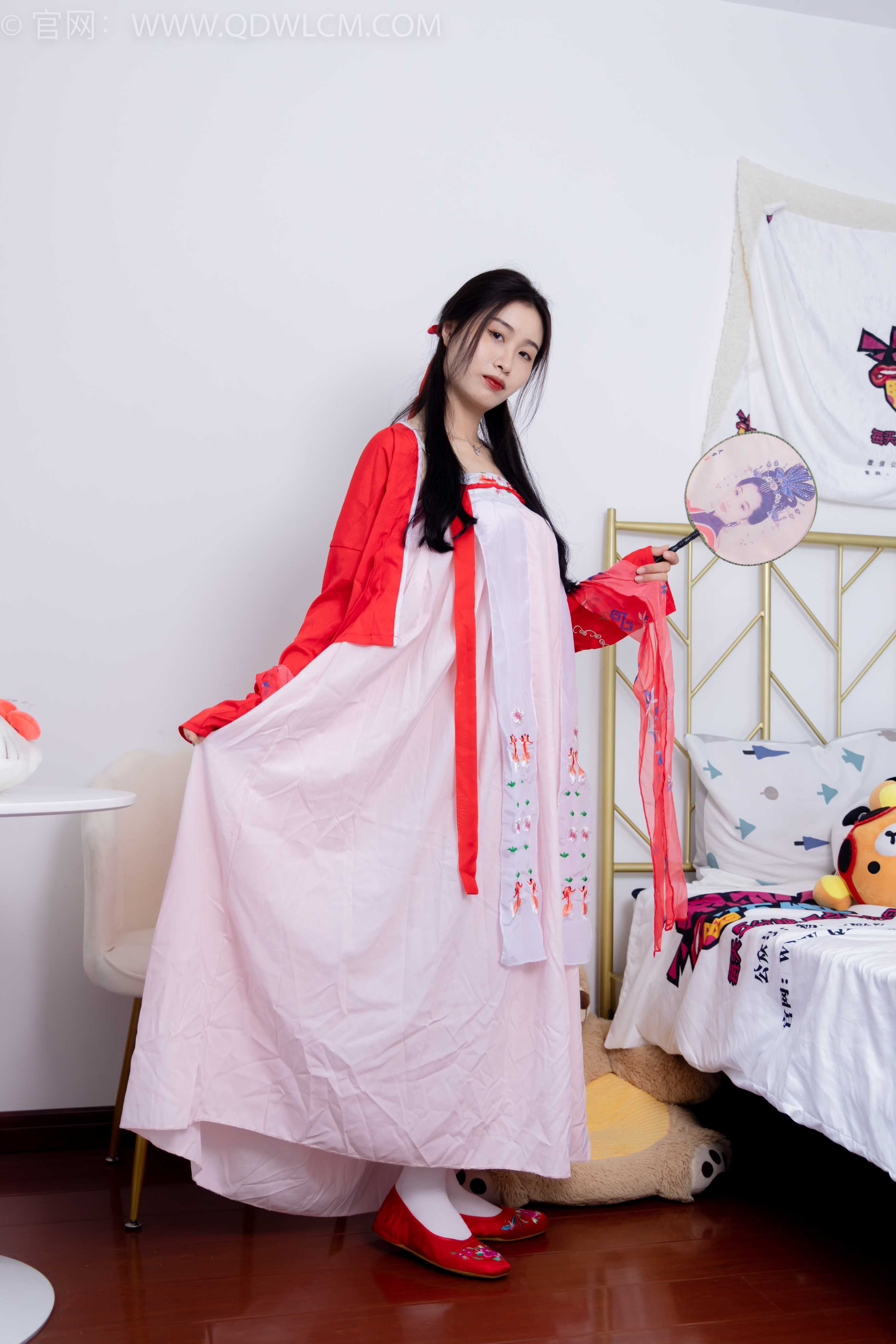 图片[4]-物恋传媒 NO.1872 绒绒-红衣飘飘 [180P-1V-3.84G]-COS写真在线网