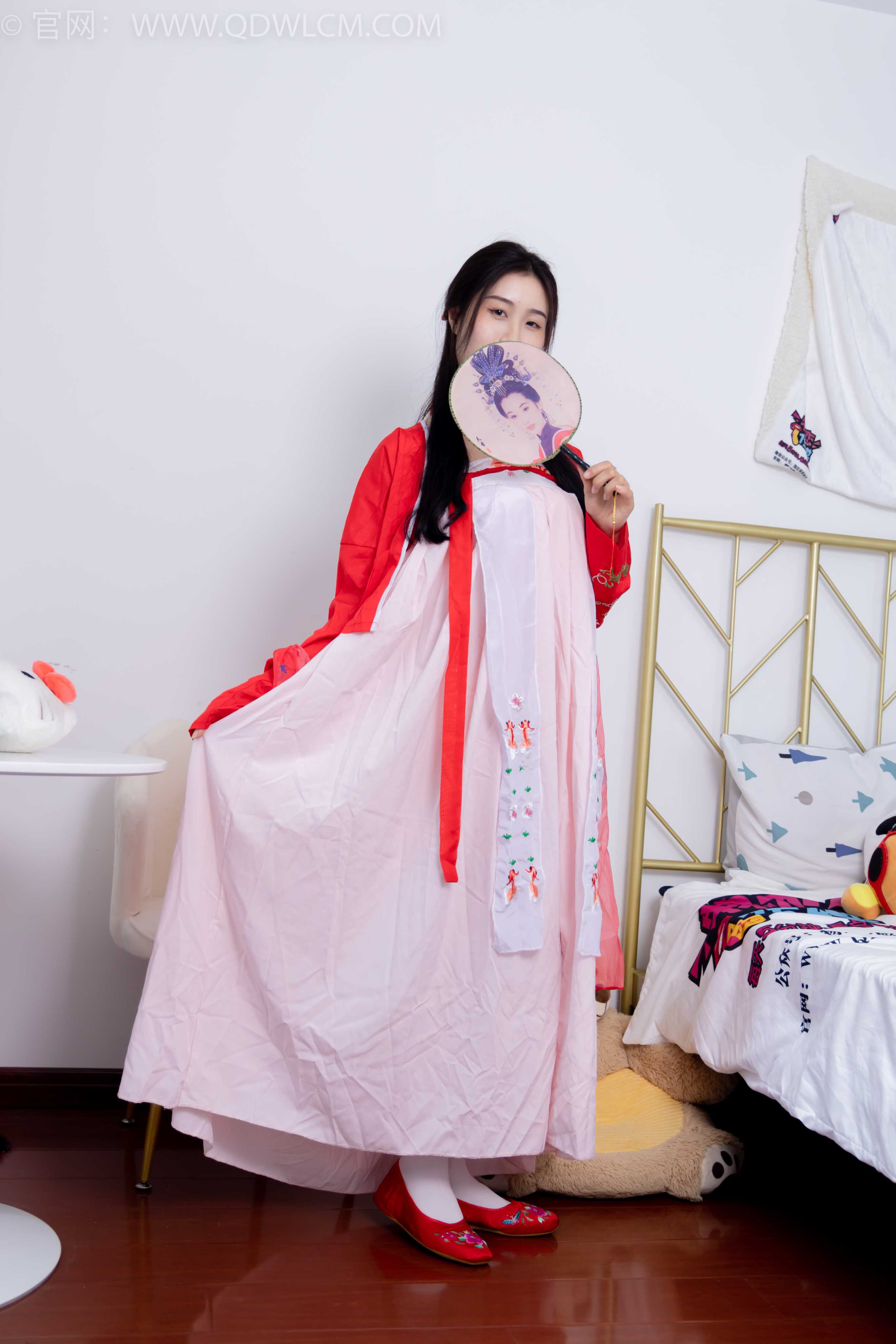 图片[3]-物恋传媒 NO.1872 绒绒-红衣飘飘 [180P-1V-3.84G]-COS写真在线网