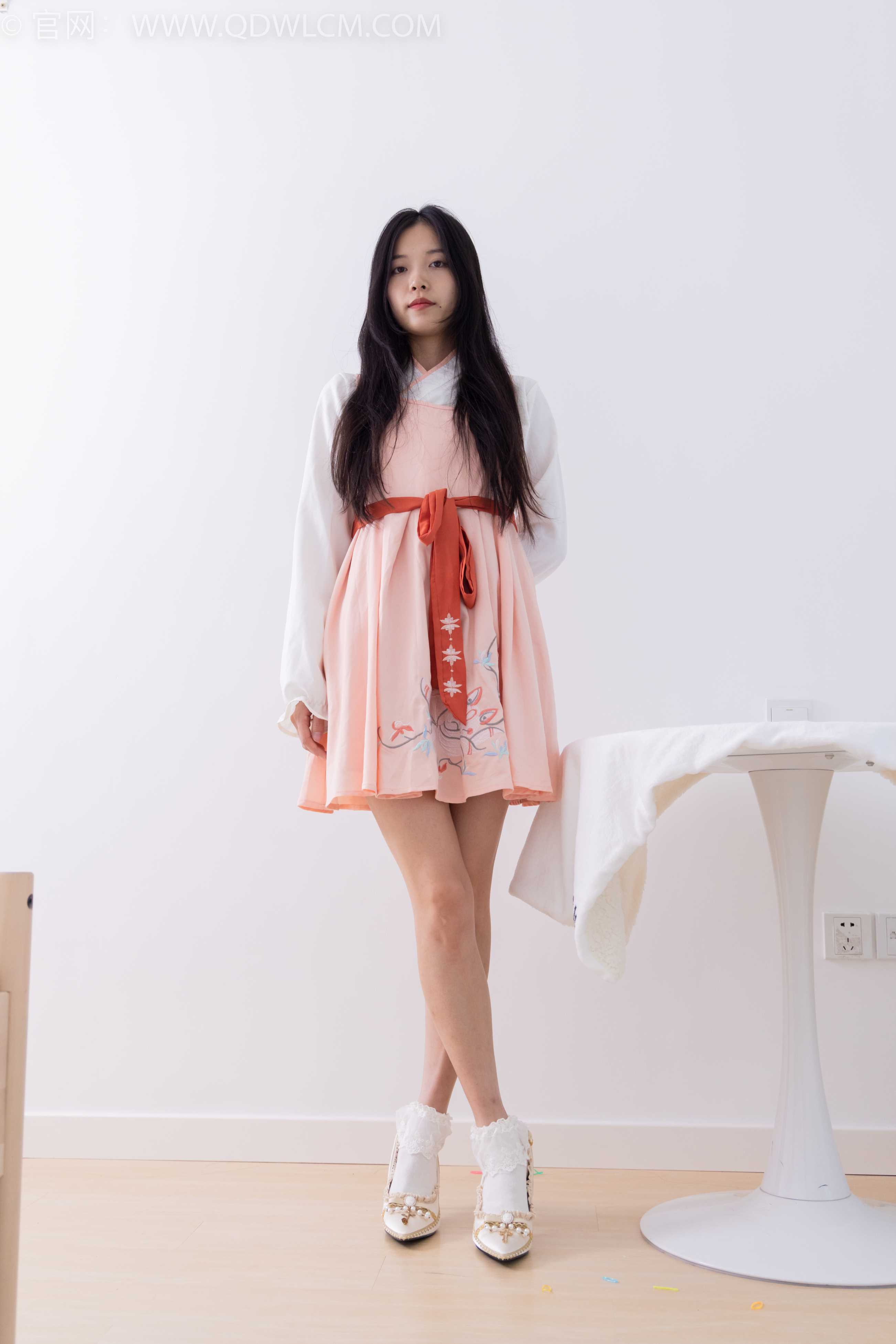 图片[2]-物恋传媒 NO.1908 茯苓-暮色苍茫 [200P-1V-5.07G]-COS写真在线网