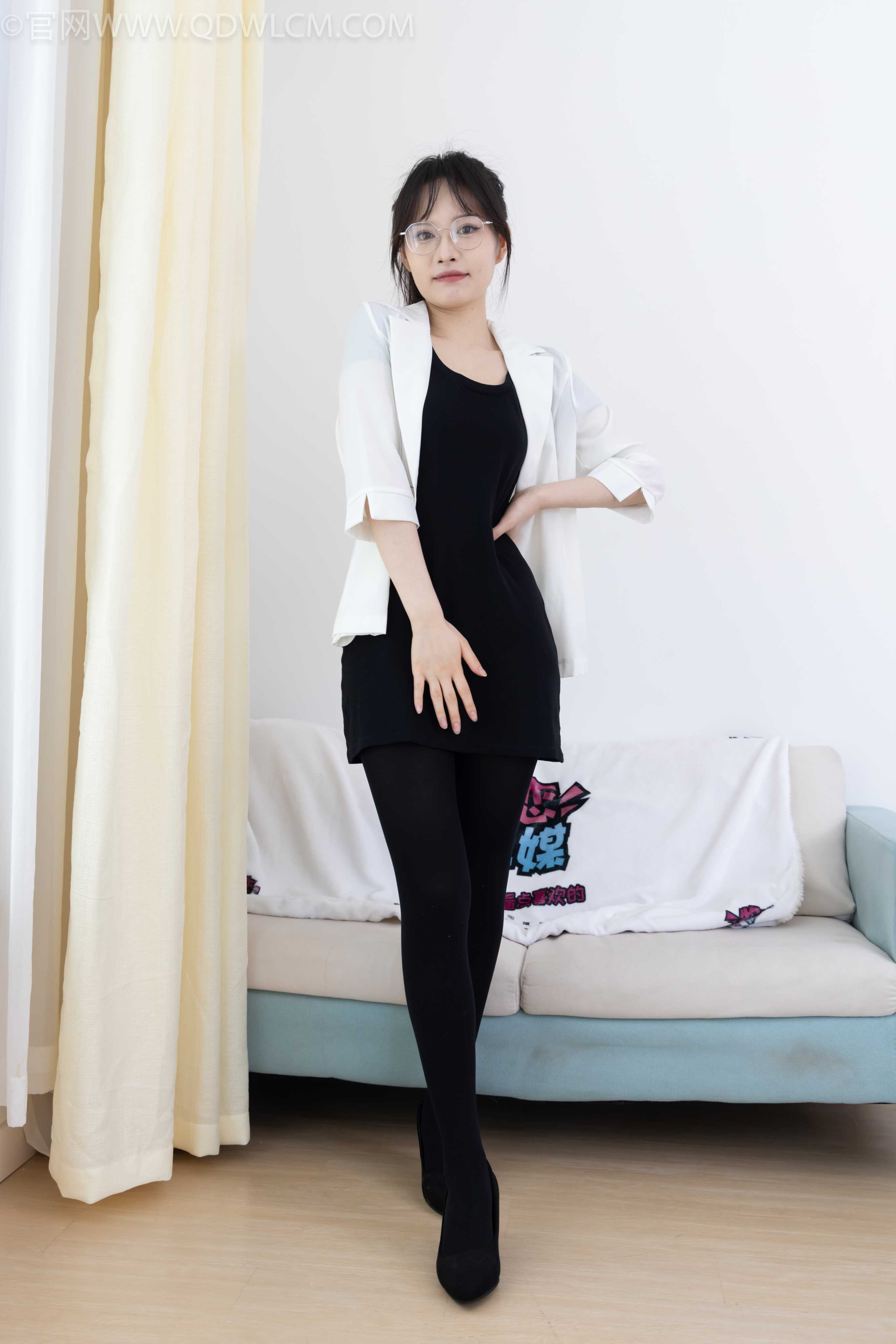 物恋传媒 NO.1997 小酒-童话剧情 [170P-1V-4.54G] - 秀人网免费无水印在线套图写真