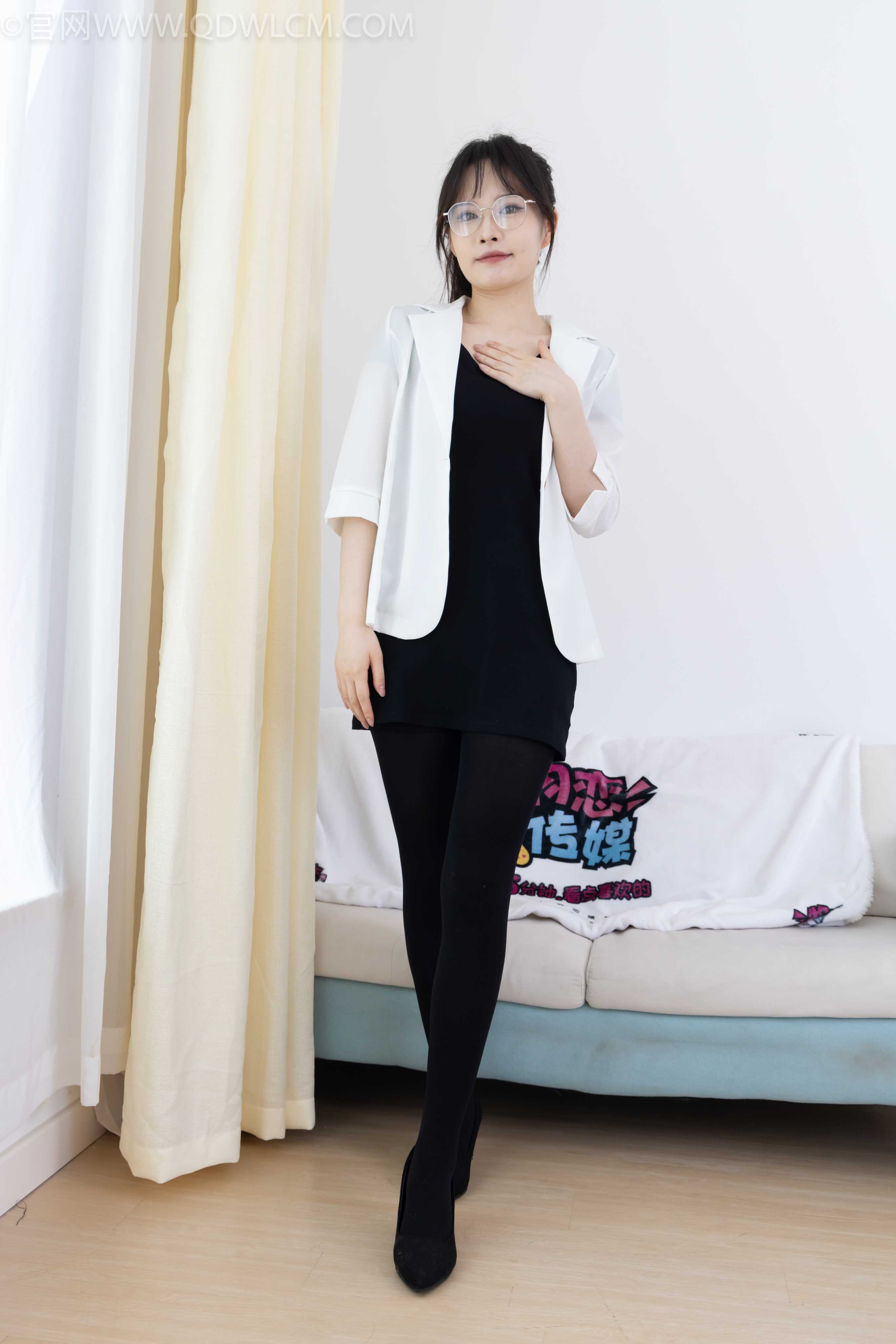 物恋传媒 NO.1997 小酒-童话剧情 [170P-1V-4.54G] - 秀人网免费无水印在线套图写真