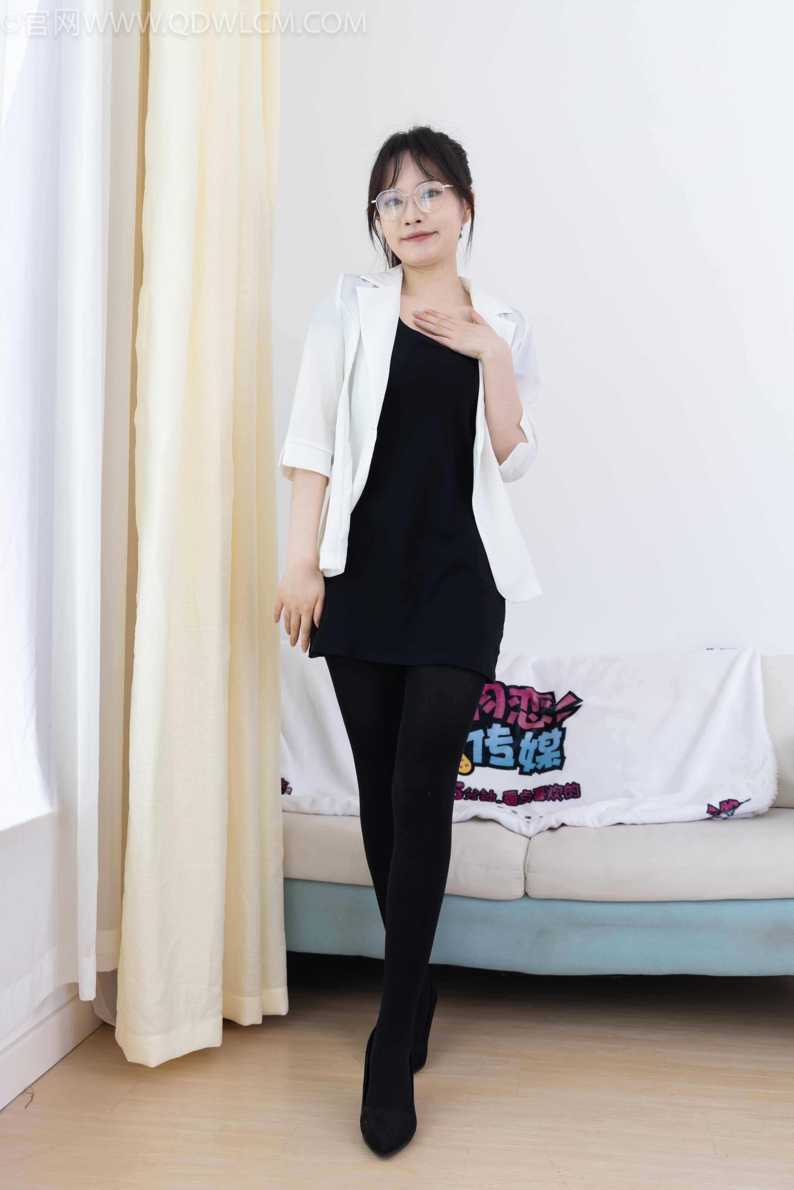 物恋传媒 NO.1997 小酒-童话剧情 [170P-1V-4.54G] - 秀人网免费无水印在线套图写真