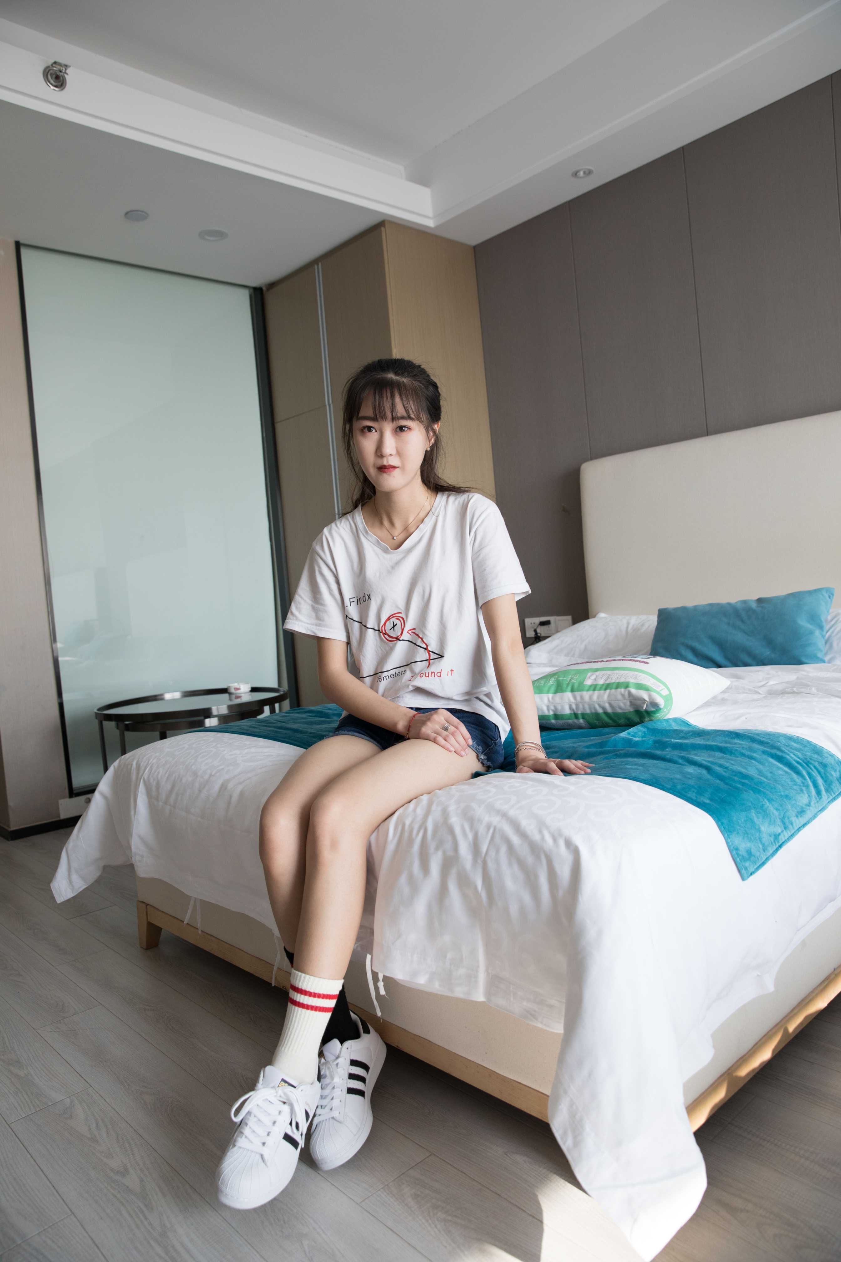 图片[4]-物恋传媒 No.249 冬冬-小小的坚强  [189P+2V4.69G]-COS写真在线网