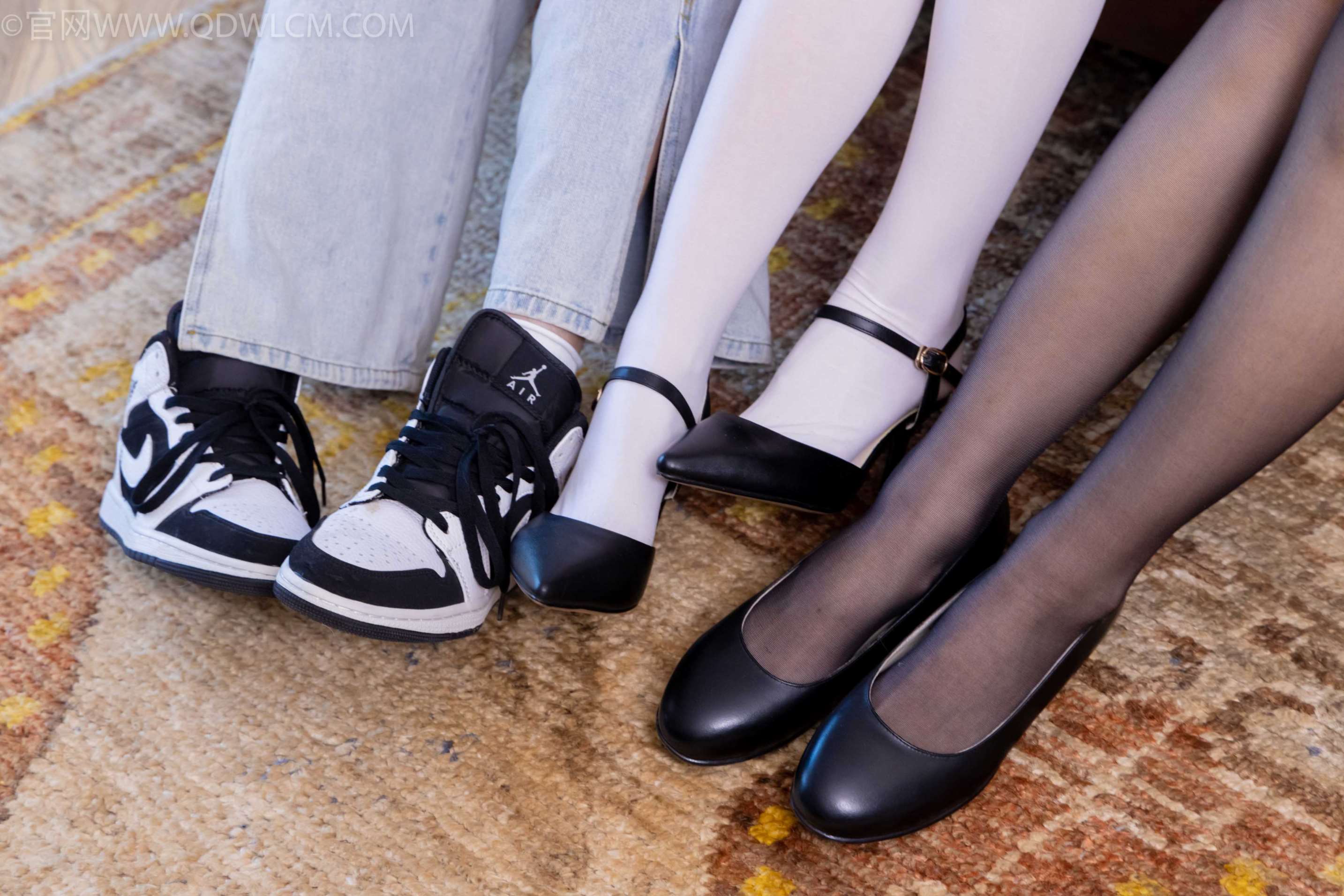 图片[2]-物恋传媒 NO.2143 菜菜&小敏&闪闪-秋日温情  [177P1V-11.4GB]-COS写真在线网