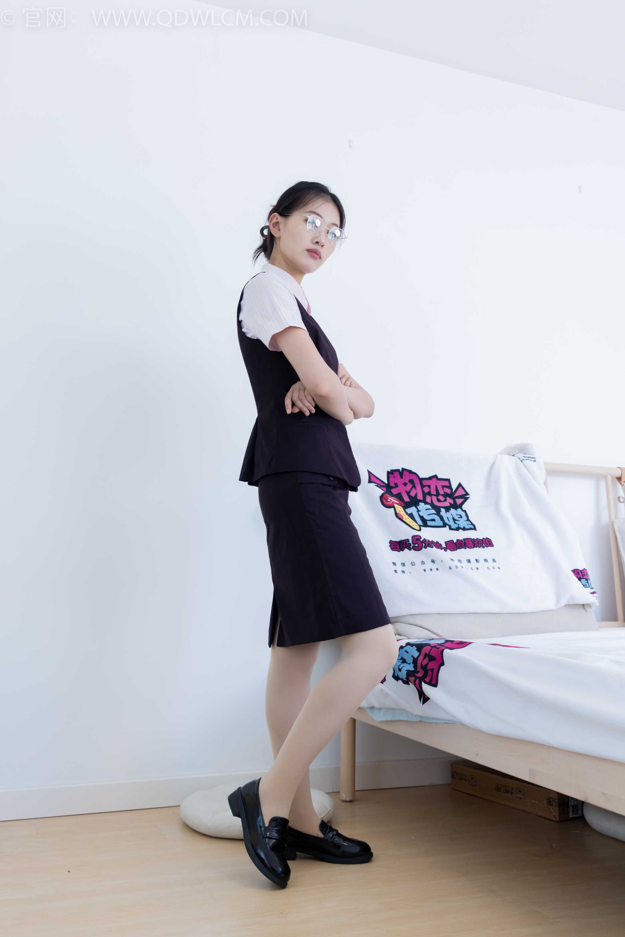 图片[2]-物恋传媒 NO.2220 小优-摇晃的红酒杯[150P-1V-3.98G]-COS写真在线网