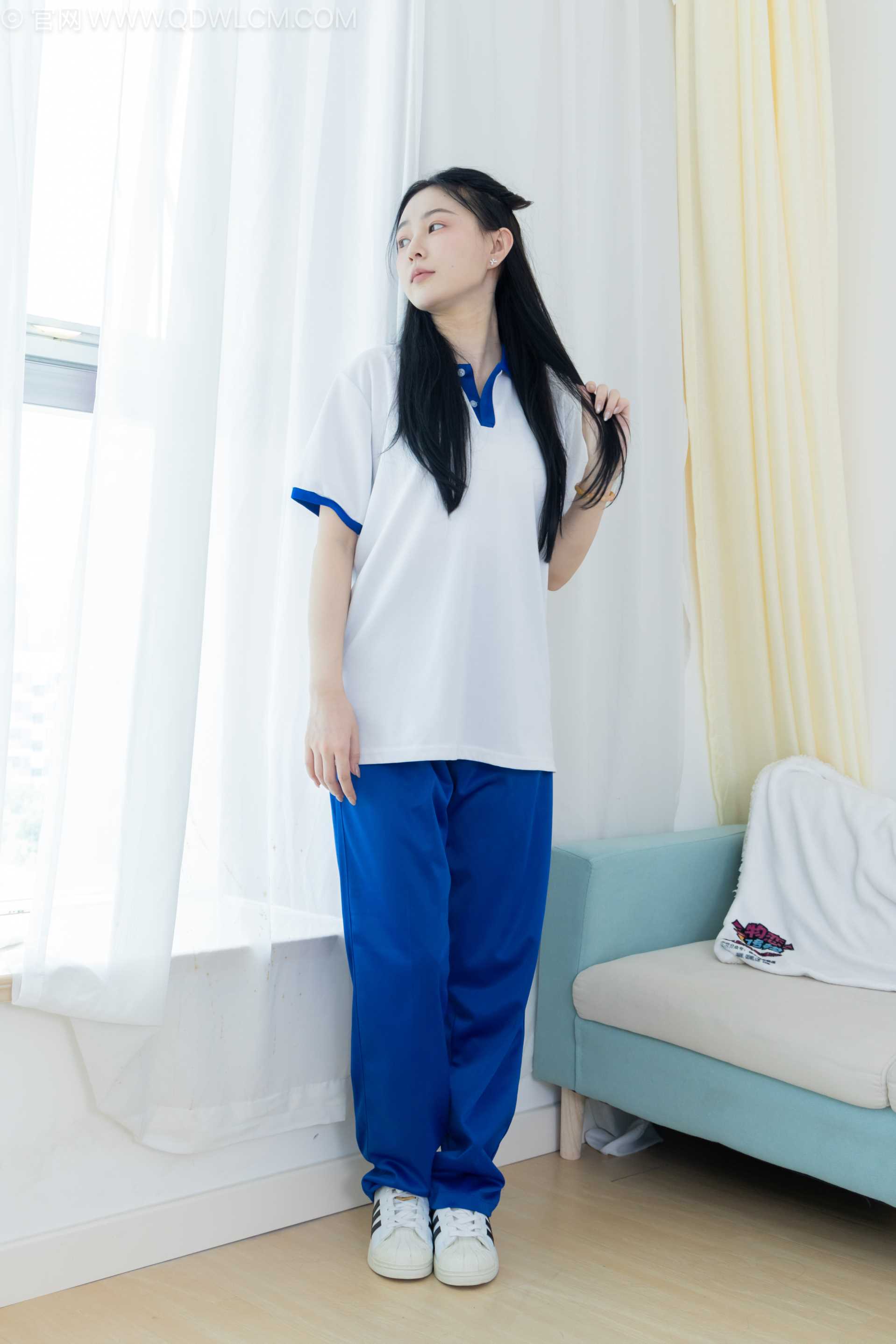 图片[2]-物恋传媒 NO.2241 美兔-板鞋、黑网袜、校服裤里丝[155P-1V-4.29G]-COS写真在线网