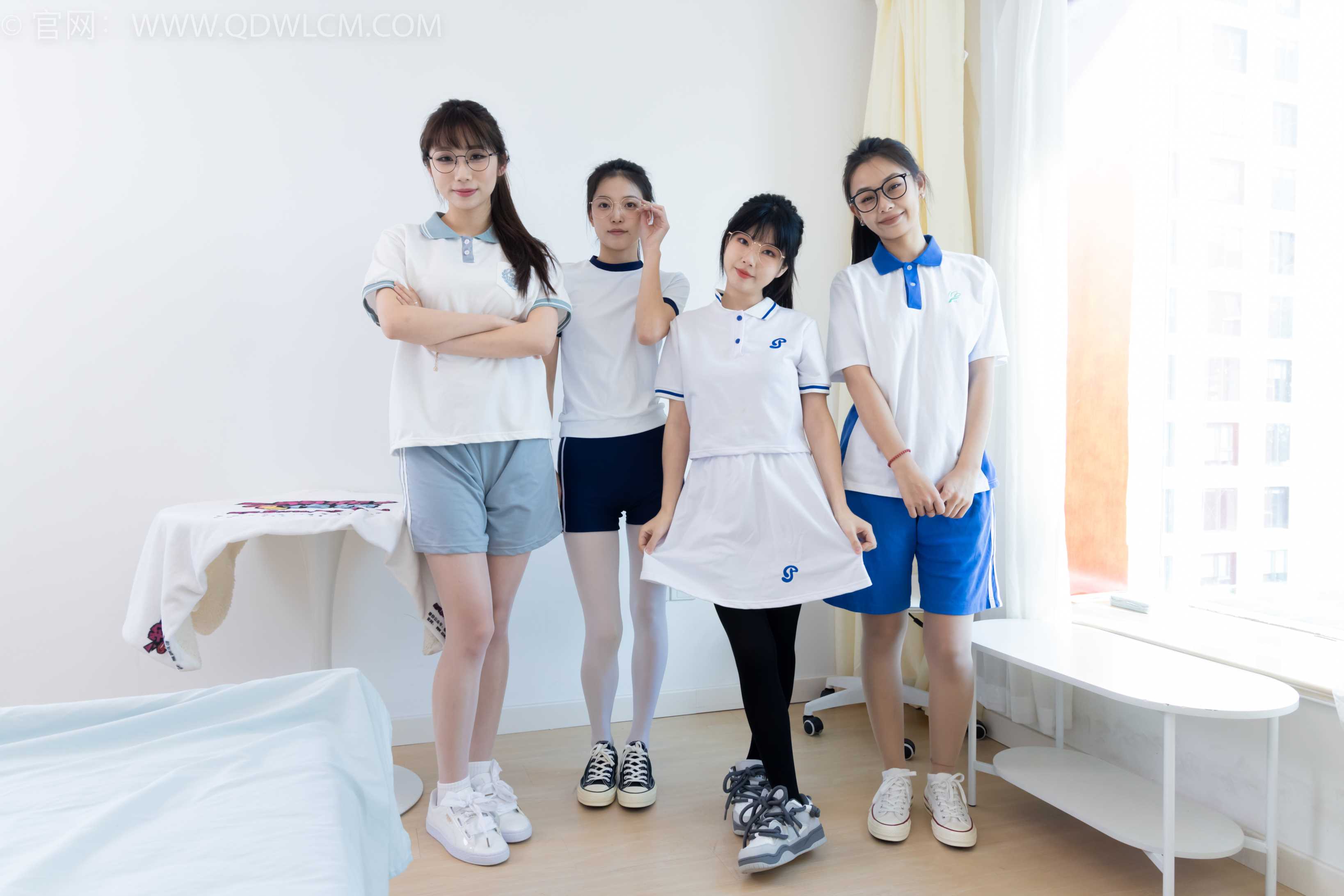 图片[3]-物恋传媒 NO.2243 茯苓&岚岚&泡泡&米米-新春快乐[190P-1V-6.07G]-COS写真在线网