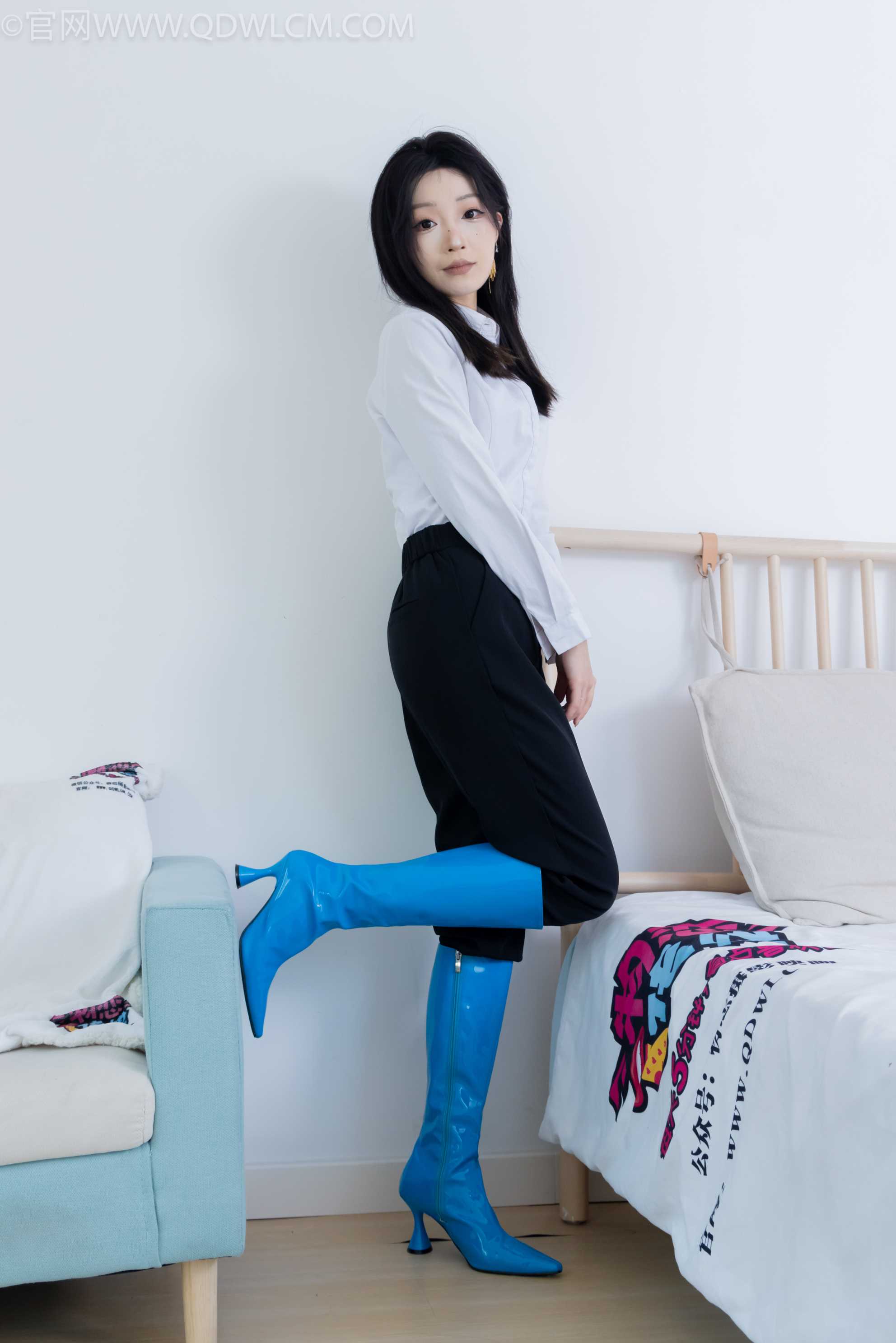 图片[3]-物恋传媒 NO.2267 嘟嘟-高跟长靴（大量）、（脚尖加固款）[238P-1V-6.76G]-COS写真在线网