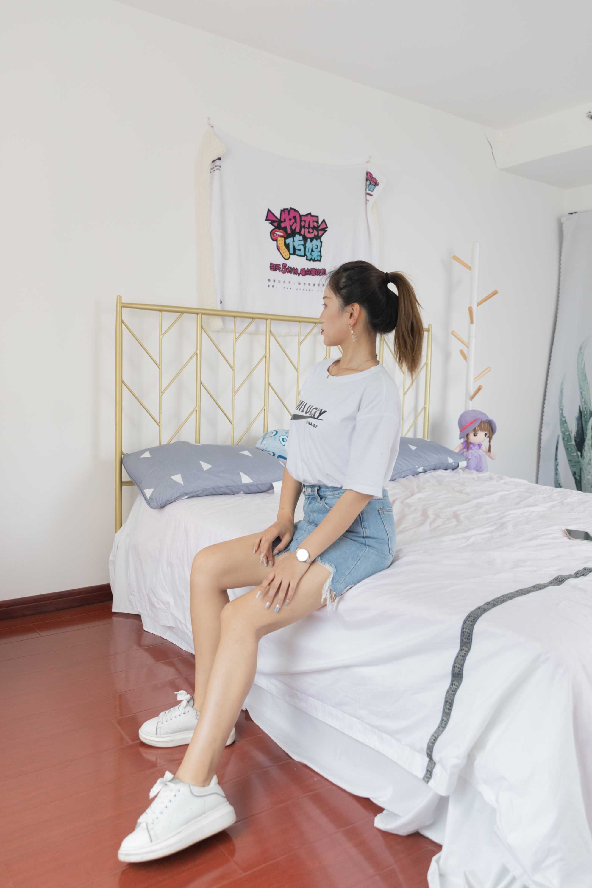 图片[4]-物恋传媒 NO.832 艾米-灯火里的时光 [142P+1V／4.60GB]-COS写真在线网