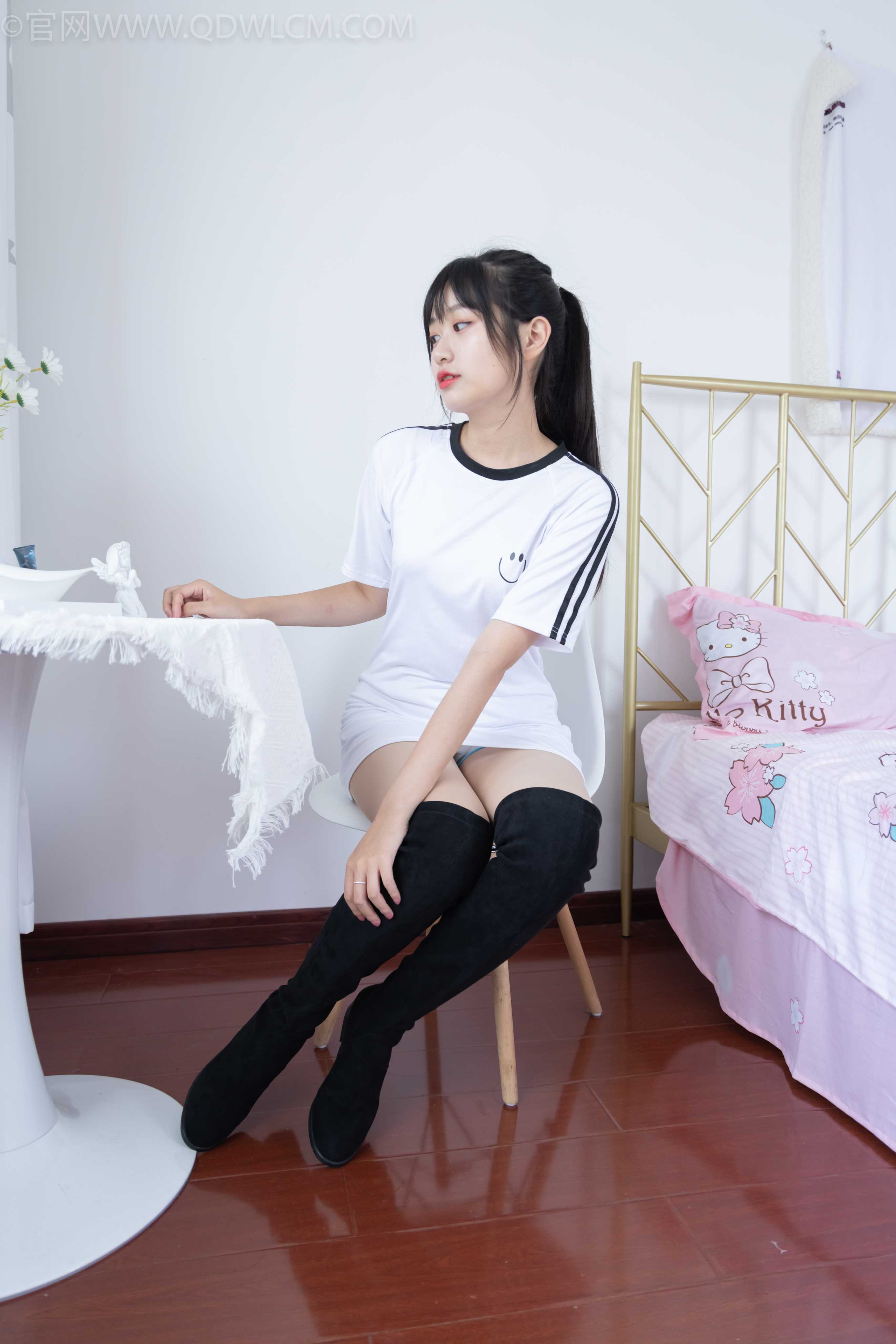 图片[2]-物恋传媒 NO.954期 小敏-花的色彩 [150P+1V／4.15GB]-COS写真在线网