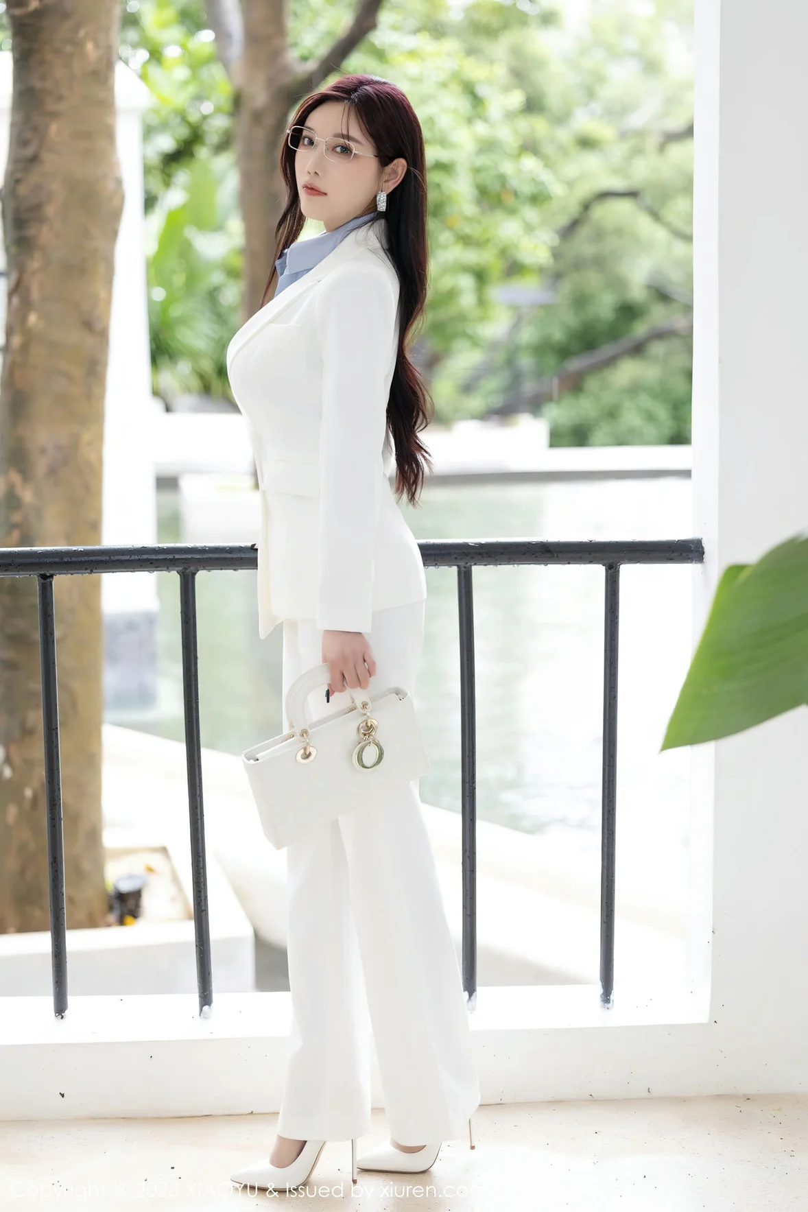 图片[3]-XIAOYU 语画 Vol.1065 杨晨晨Yome 白色简约OL贵州旅拍 [86P]-COS写真在线网