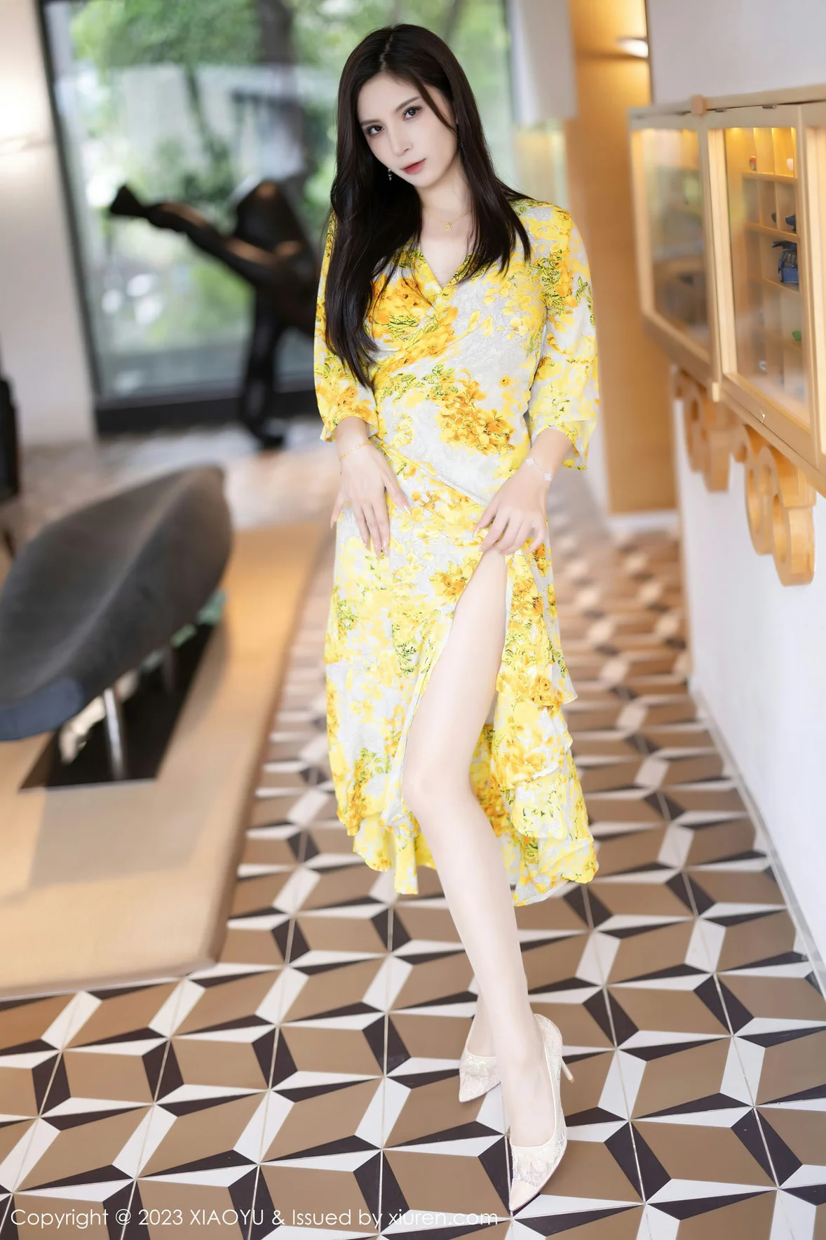 图片[2]-XIAOYU 语画 Vol.1066 小蛮妖Yummy 诱人原色丝袜贵州旅拍写真 [88P]-COS写真在线网