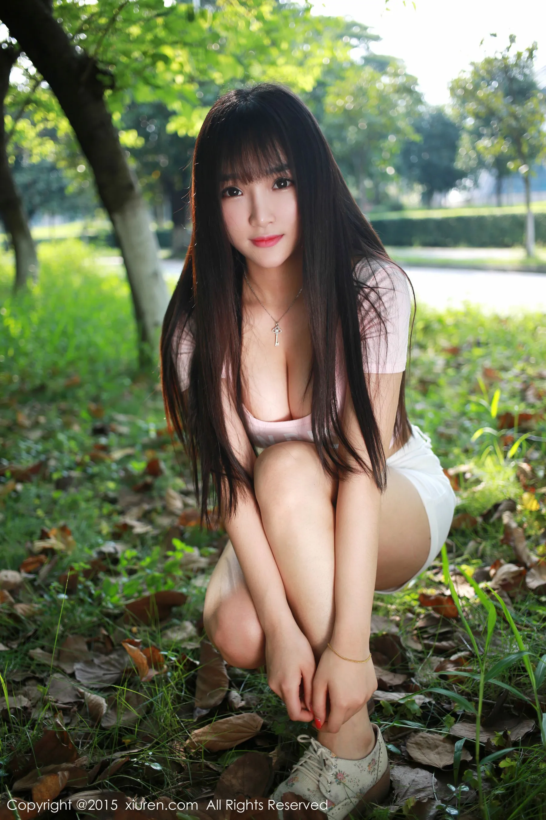 图片[6]-夏瑶baby《清新热裤妹子外拍》 秀人网 No.345-COS写真在线网