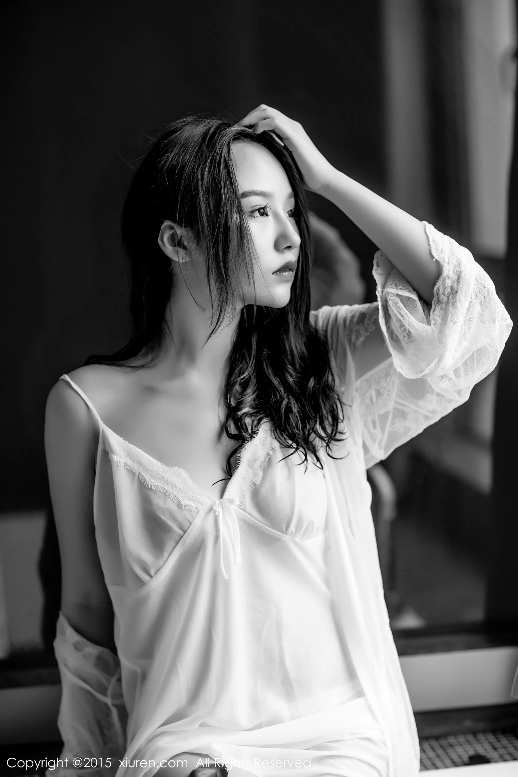 图片[4]-94年湖北模特@鱼猫盾i 秀人网 No.355-COS写真在线网