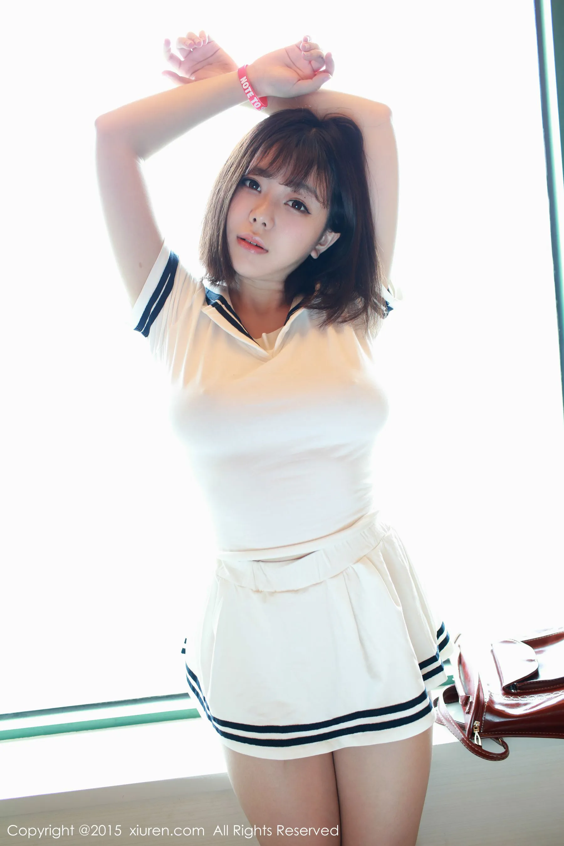 图片[2]-刘飞儿Faye《运动装大胸少女》 秀人网 No.390-COS写真在线网