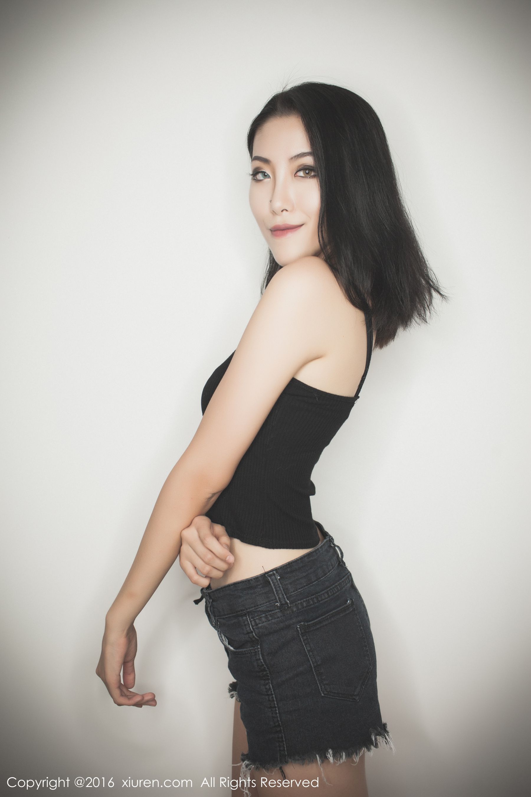 图片[2]-BOBO_xk(黎蒨垚)《热裤+内衣系列》 秀人网 No.617-COS写真在线网