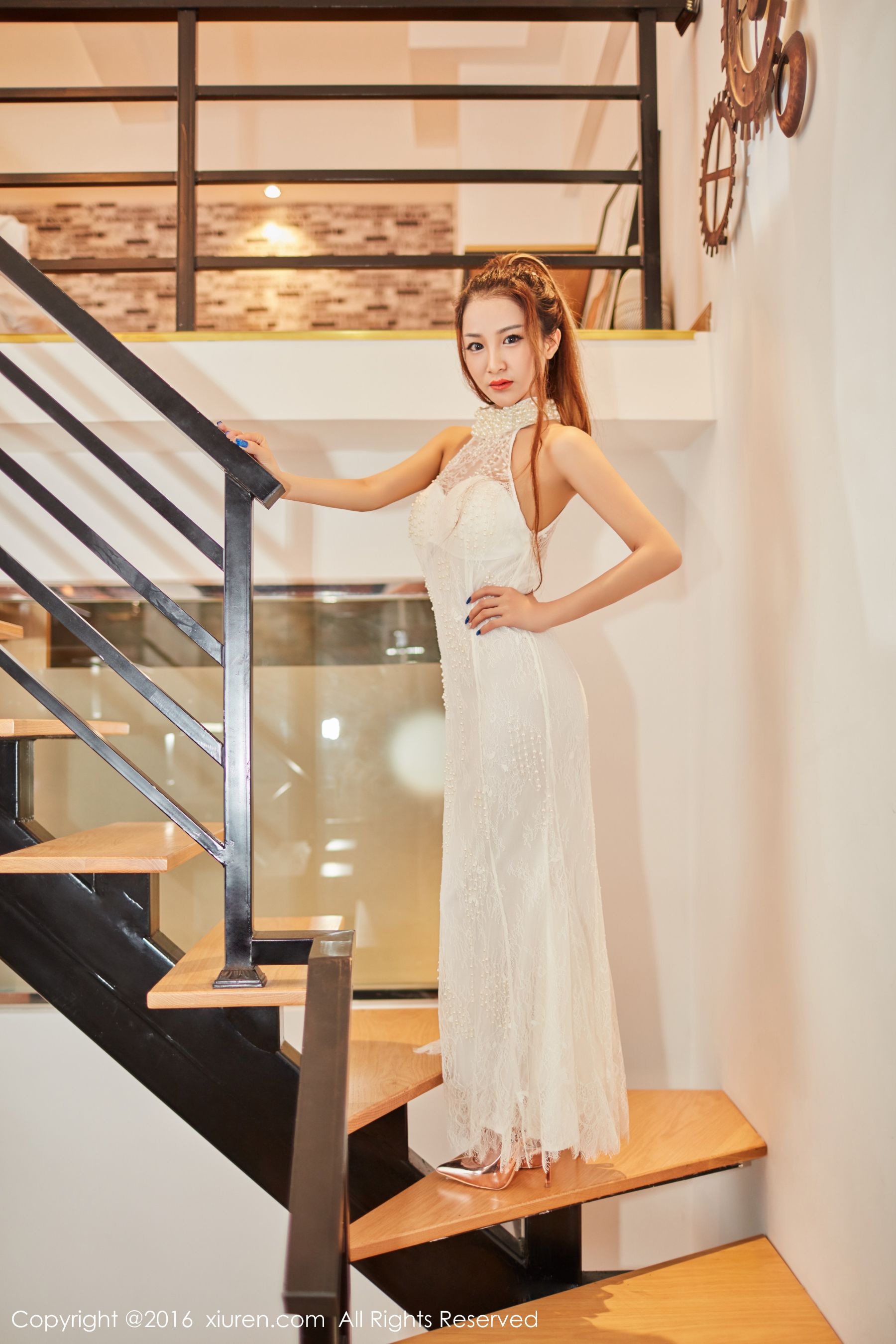 图片[2]-Sugar梁莹《修长的美腿与浑圆的翘臀》 秀人网 No.631-COS写真在线网