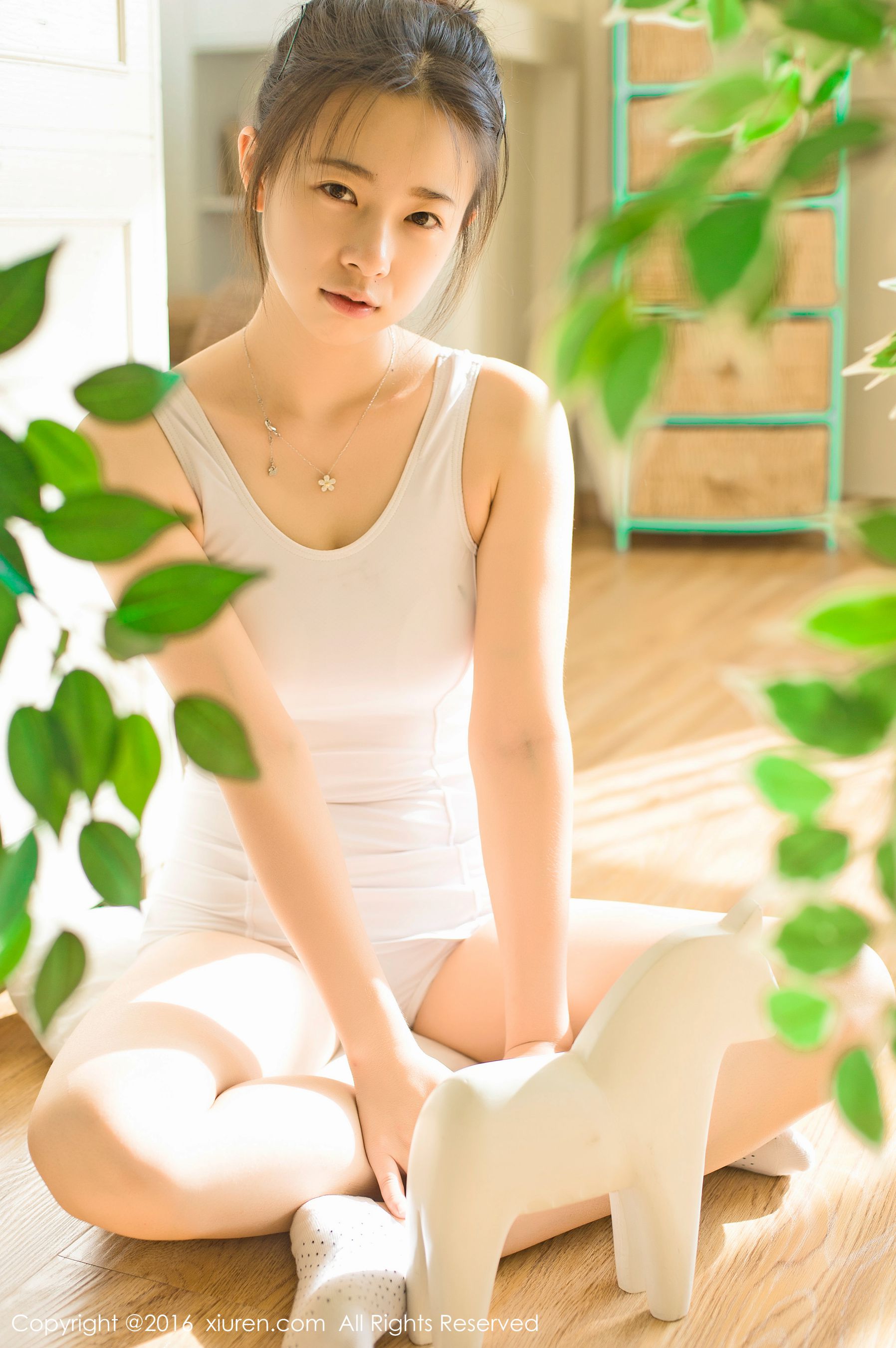 图片[4]-草莓zz(吴允芝)《清晨起床的智齿少女》 秀人网 No.641-COS写真在线网