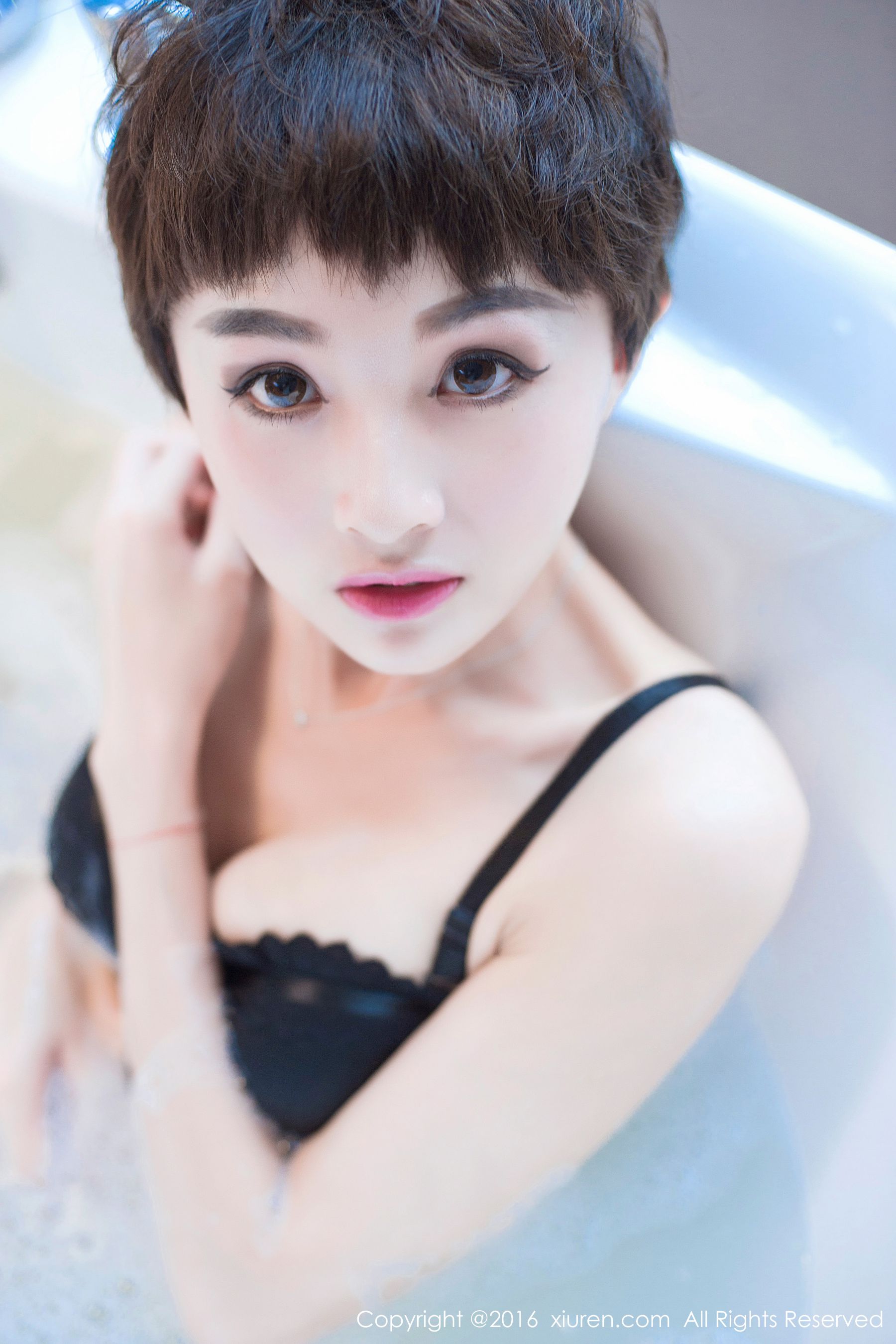 图片[3]-baby_kiki《真实美女空姐的休闲时光》 秀人网 No.657-COS写真在线网