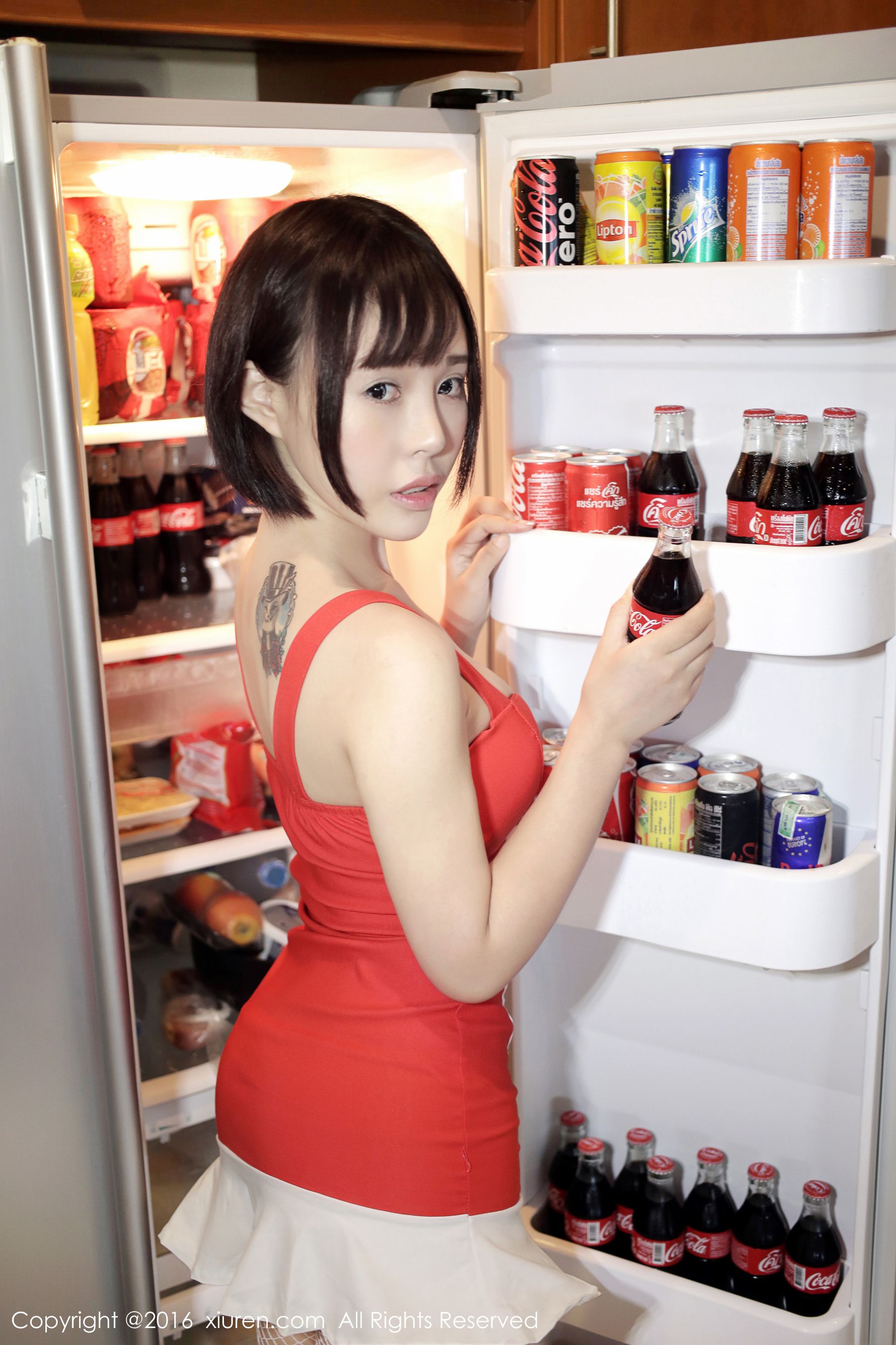 图片[3]-Evelyn艾莉《小红裙》 秀人网 No.665-COS写真在线网