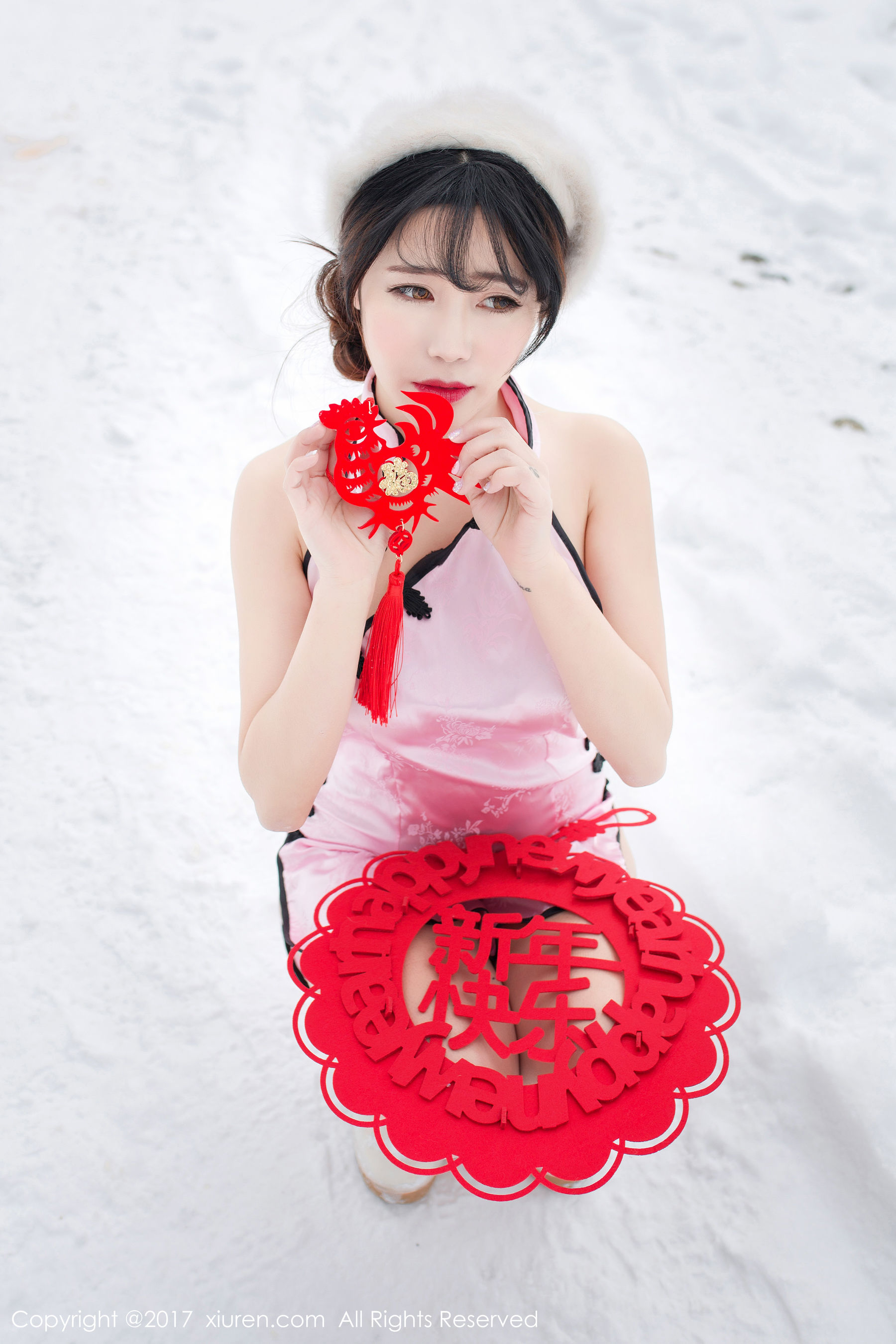 图片[4]-兜豆靓Youlina《新年贺岁》 秀人网XIUREN No.686-COS写真在线网