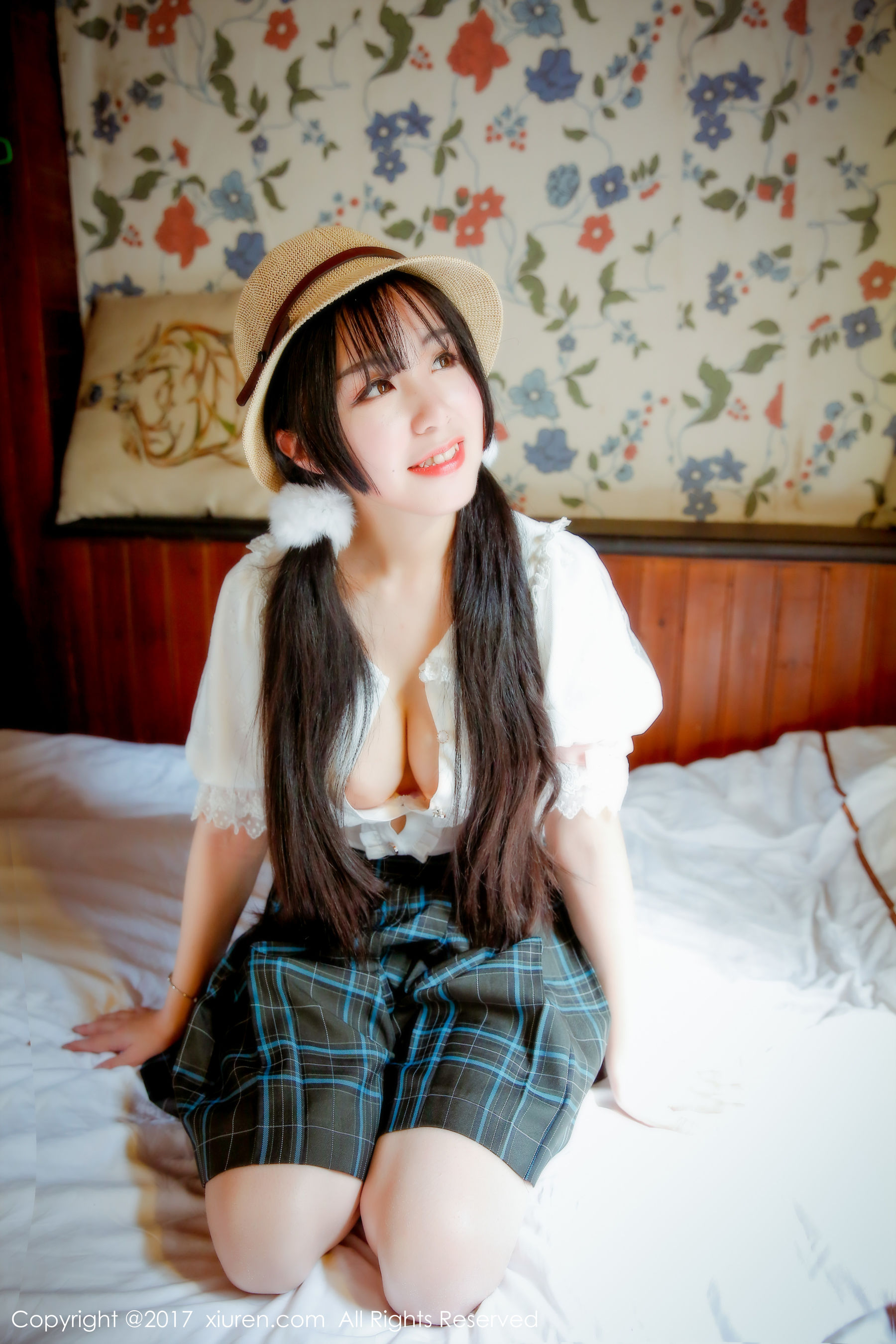 图片[3]-v菜《戴草帽的青涩私房少女》 秀人网XIUREN No.742-COS写真在线网