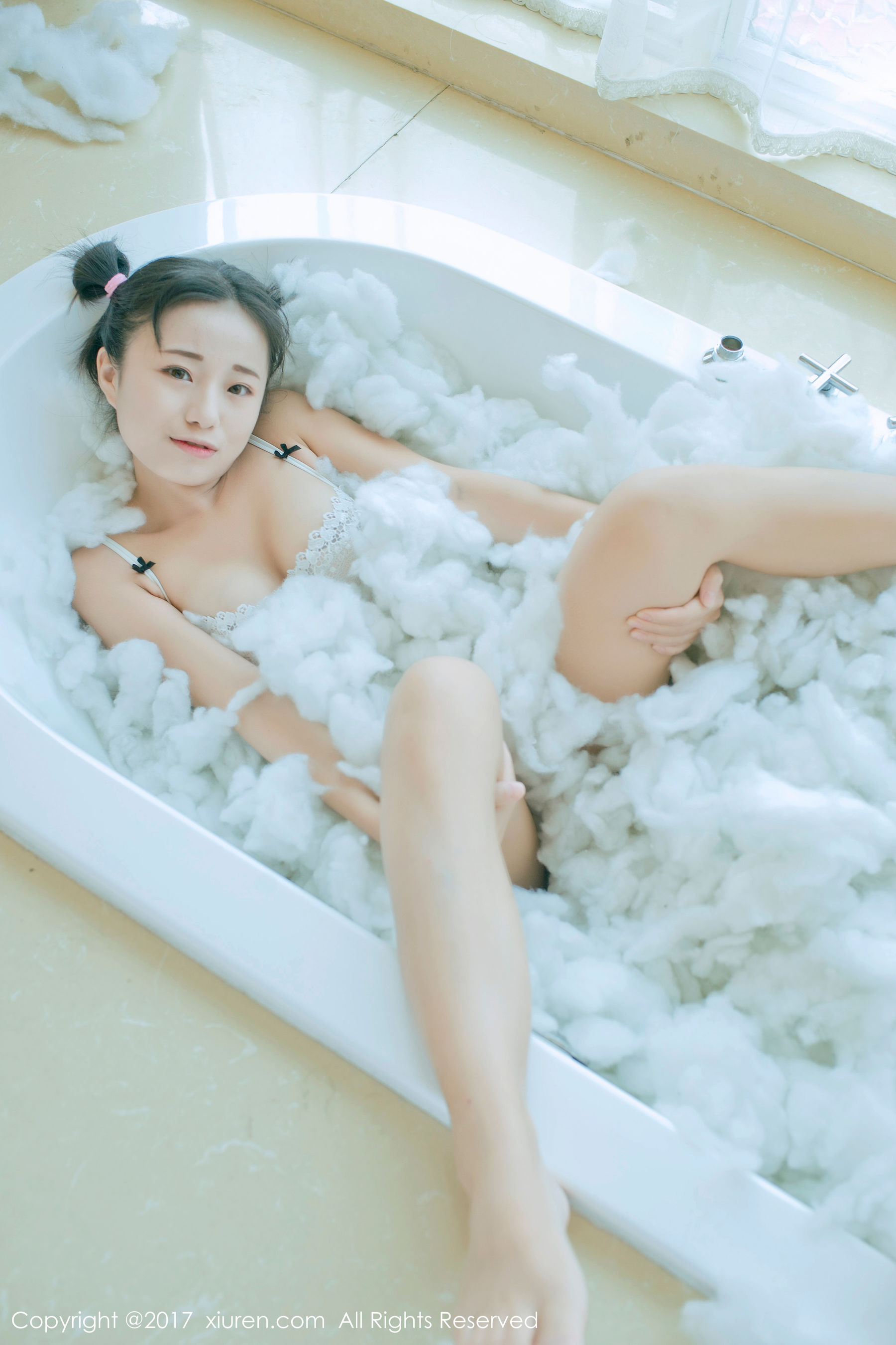图片[6]-仓井优香《白色蕾丝吊带系列+连体日系高中体操服》 XiuRen 秀人网 NO.805-COS写真在线网