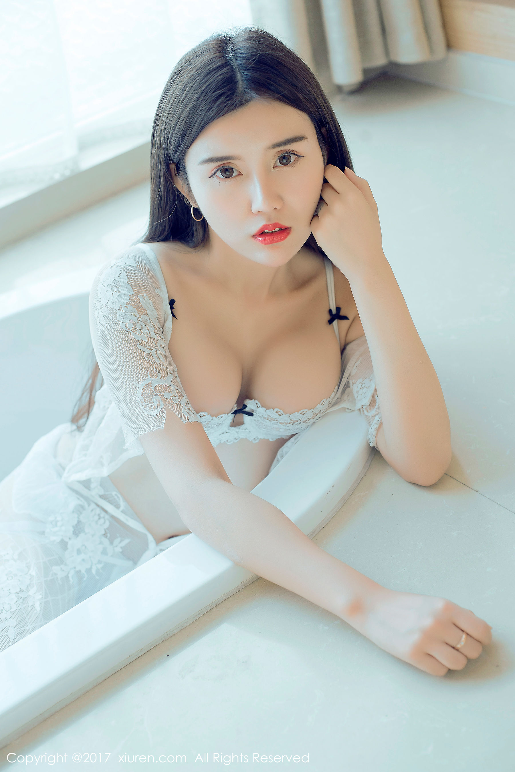 图片[2]-兔子NINA《青春的诱惑和妩媚》 XiuRen 秀人网 NO.813-COS写真在线网