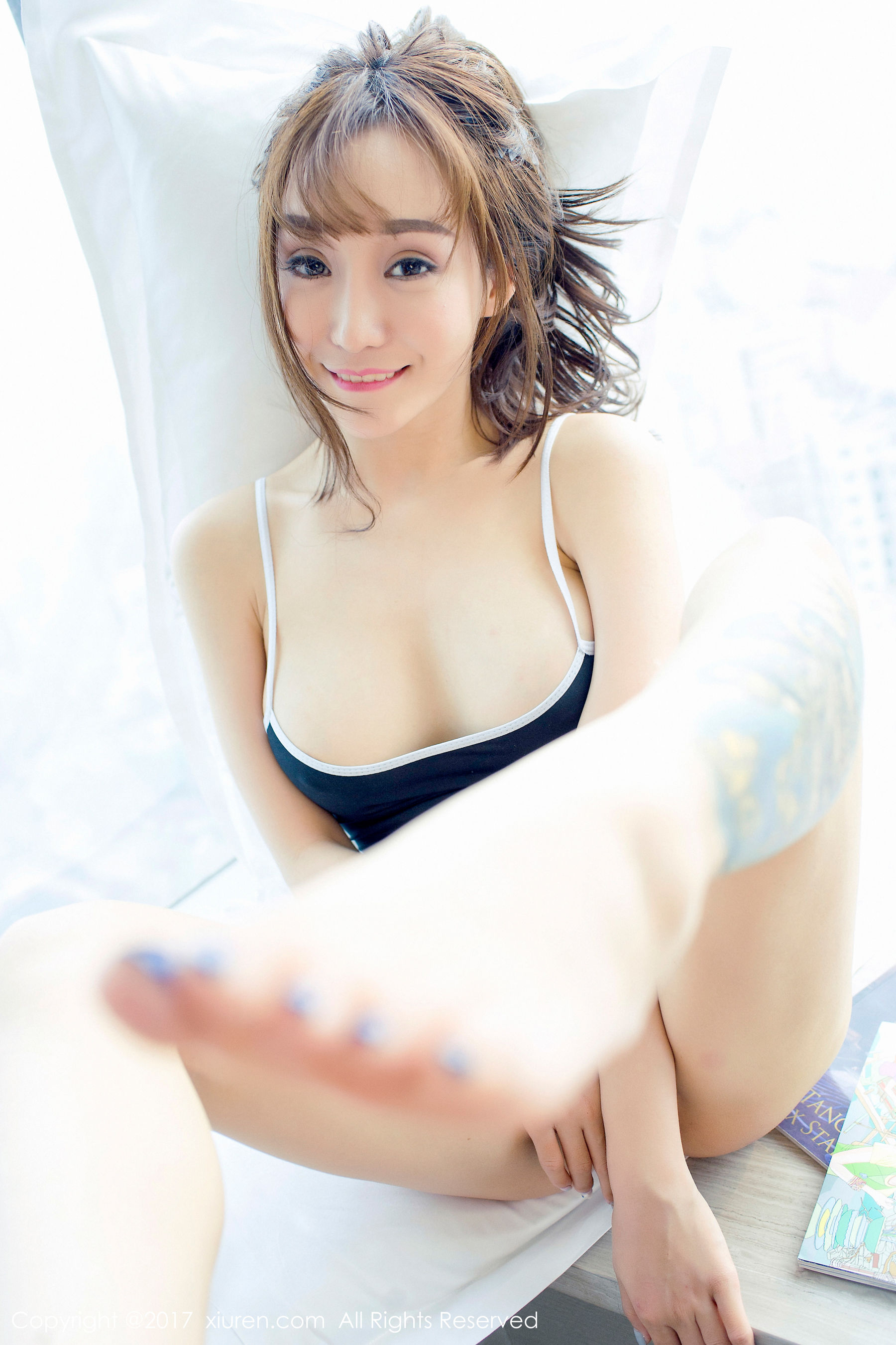 图片[3]-顾灿《这个合集只玩腿》 XiuRen 秀人网 NO.821-COS写真在线网