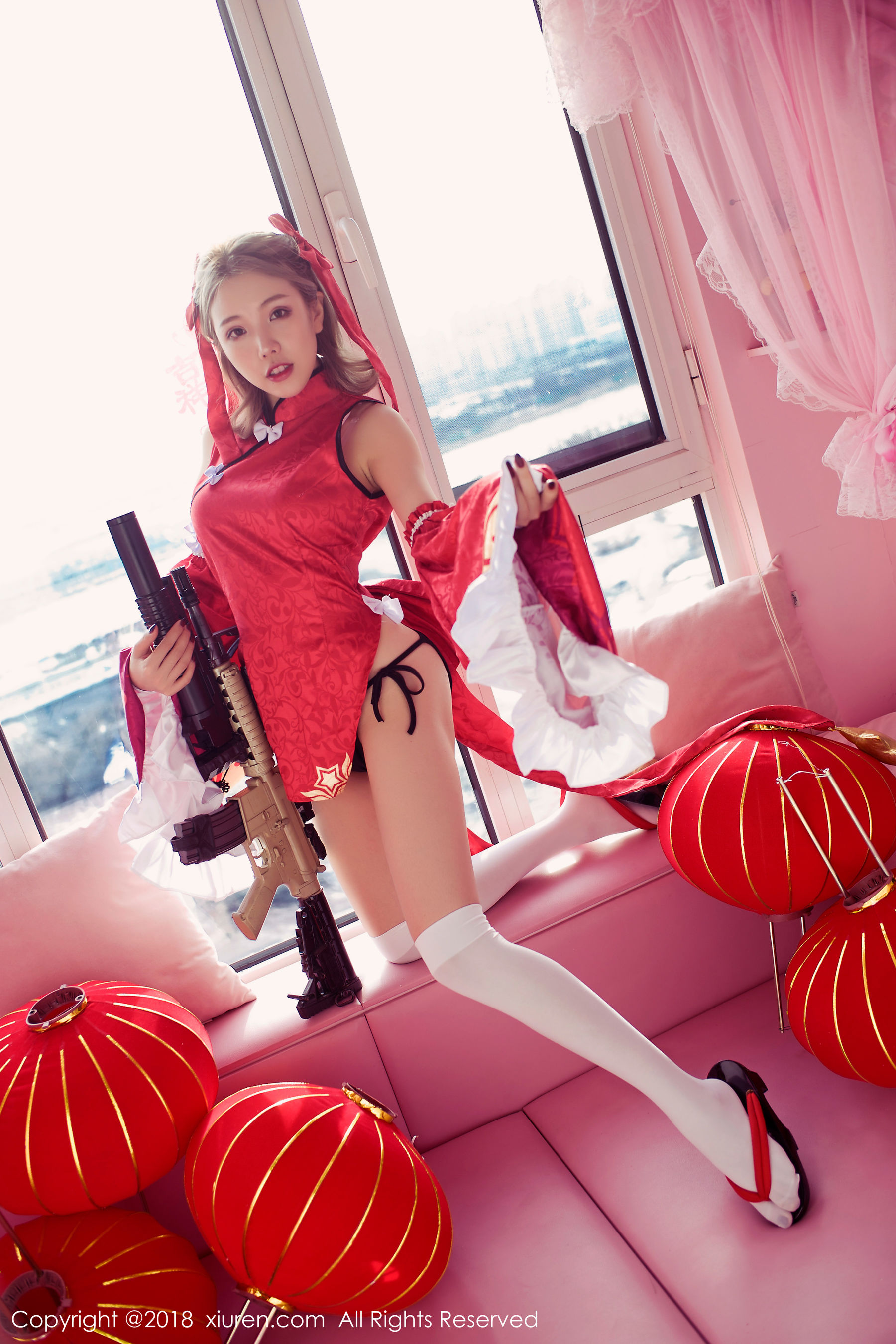 图片[4]-黄楽然《保鲜膜裹身+极品COS枪娘》 秀人 No.911-COS写真在线网