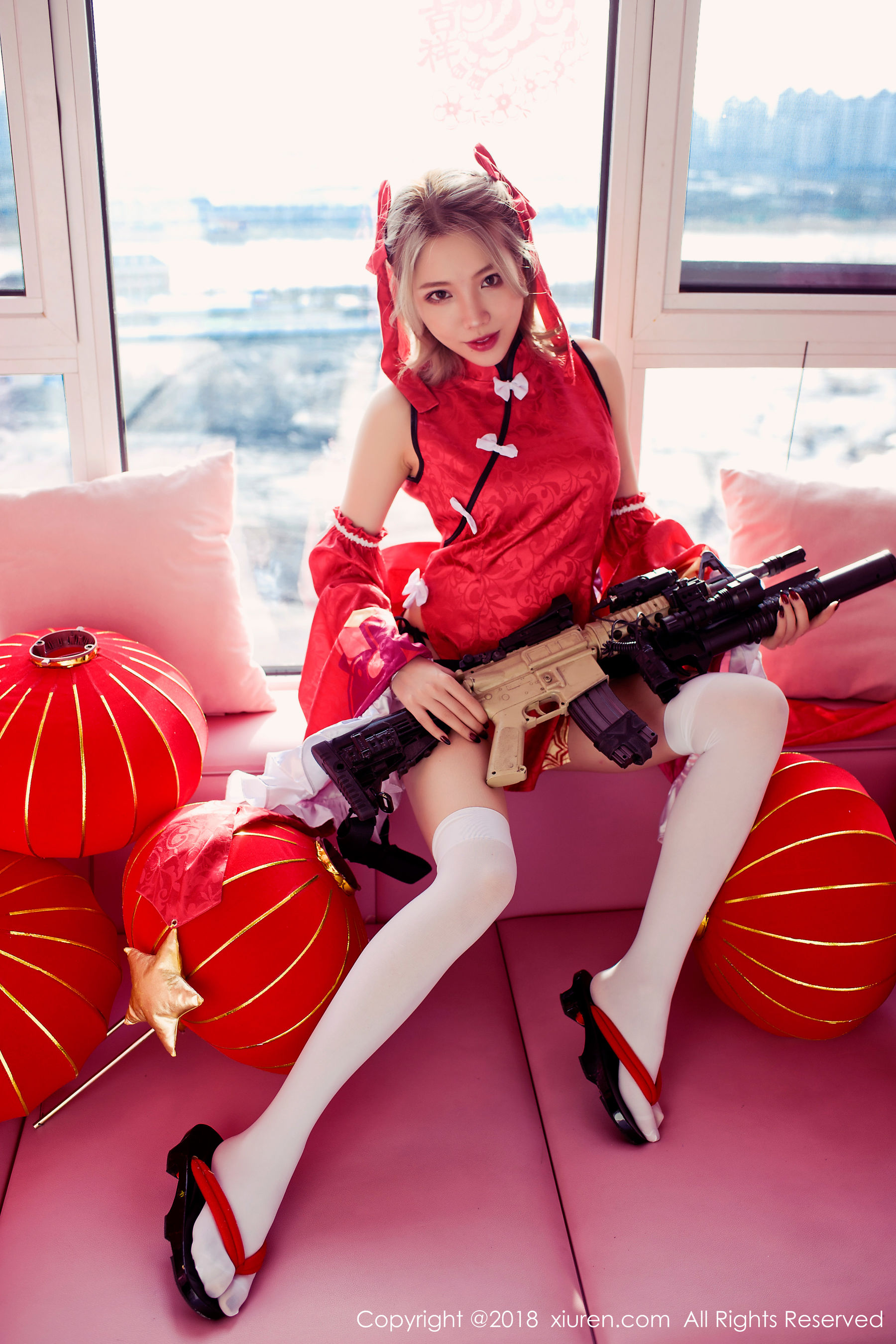 图片[2]-黄楽然《保鲜膜裹身+极品COS枪娘》 秀人 No.911-COS写真在线网