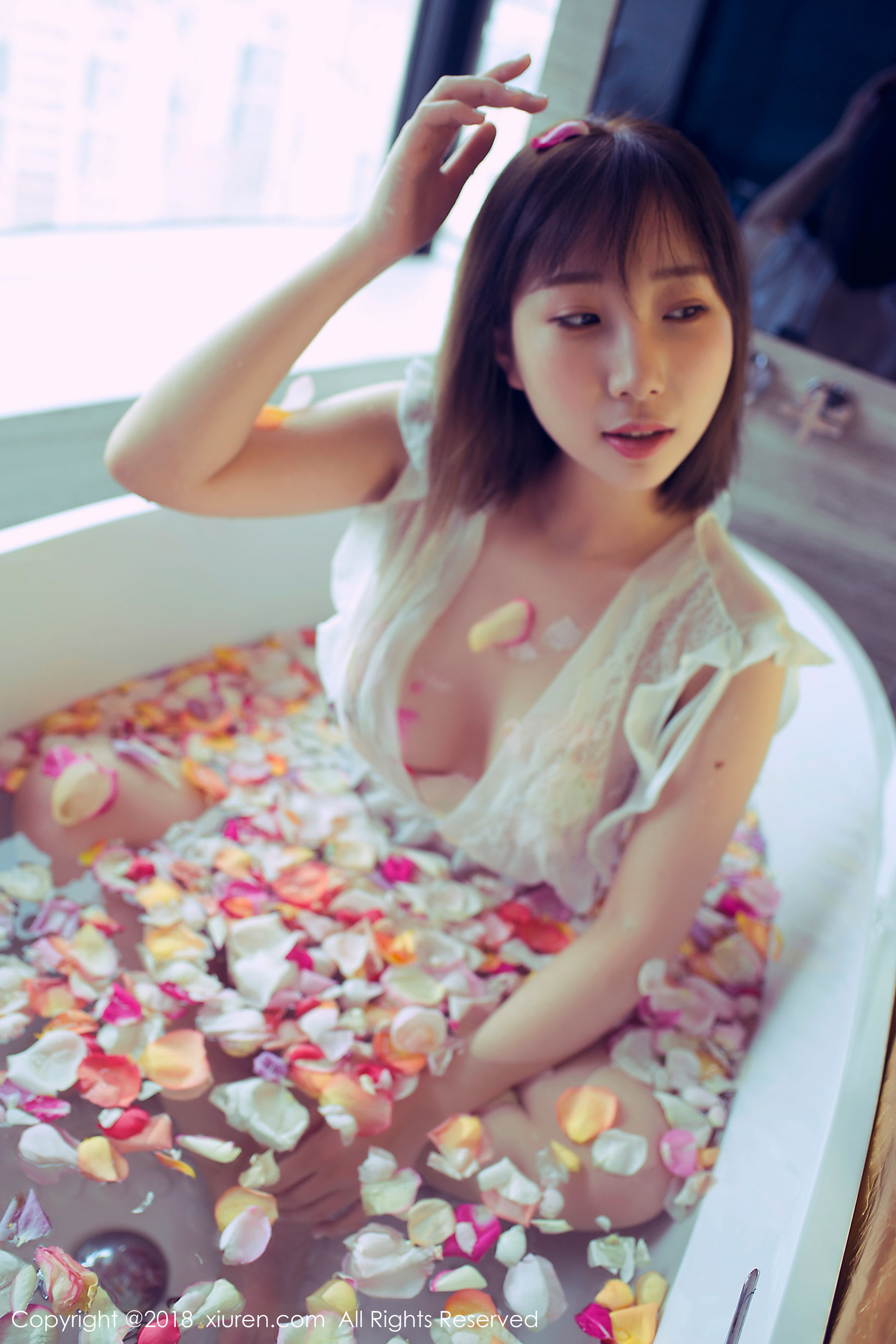 图片[6]-枝恩《短发百变大美女》 秀人网XIUREN No.981-COS写真在线网