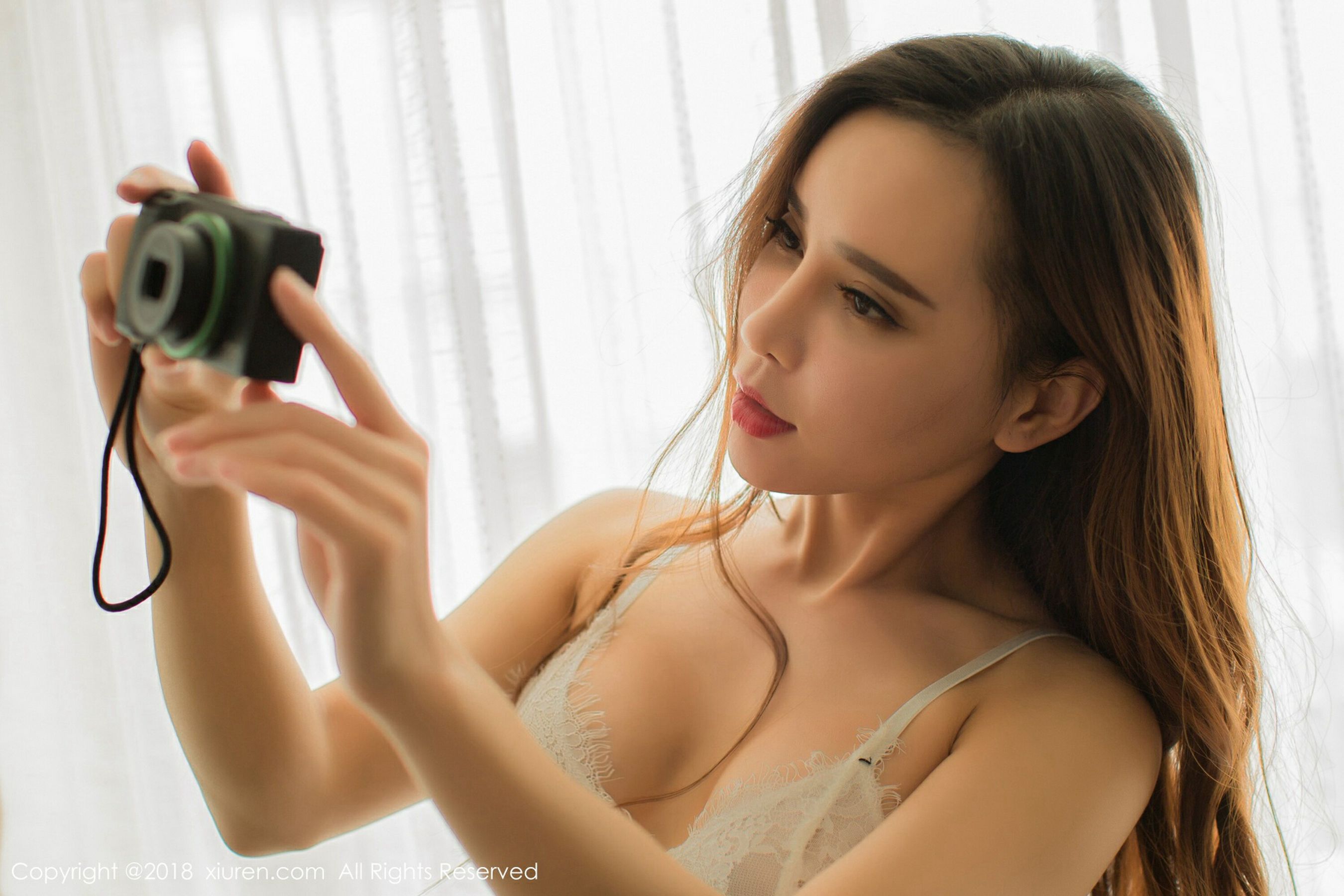 图片[4]-艾小青《皮鞭SM制服》 XiuRen 秀人网 No.1047-COS写真在线网