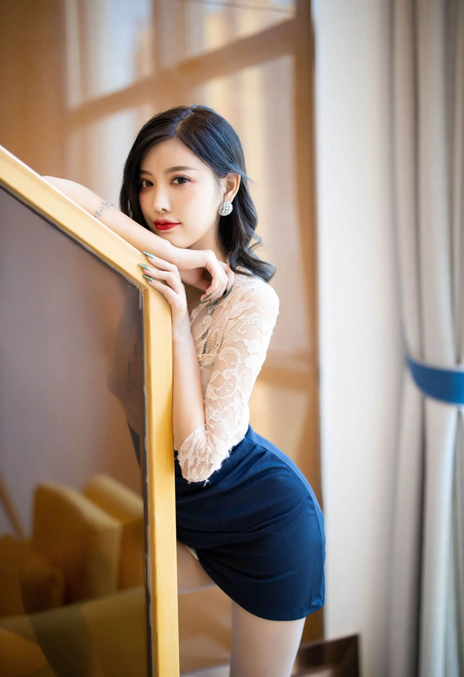 图片[3]-XIUREN秀人网 No.1717 杨晨晨sugar-COS写真在线网